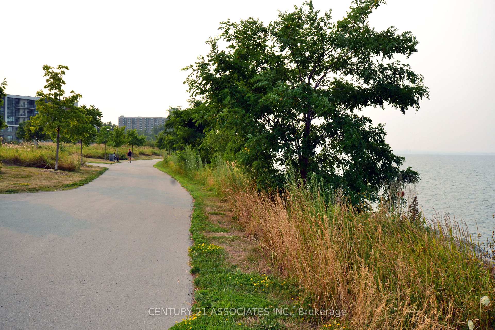 Photo 49 of Unit 6, 98 Shoreview Place, Hamilton, Lakeshore — HOMEH