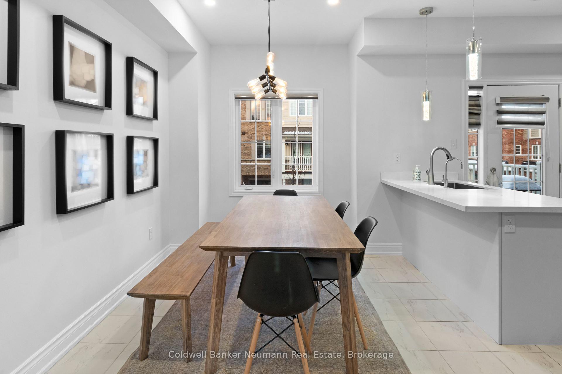 Photo 7 of Unit 40, 88 Decorso Drive, Guelph, Kortright East — HOMEH