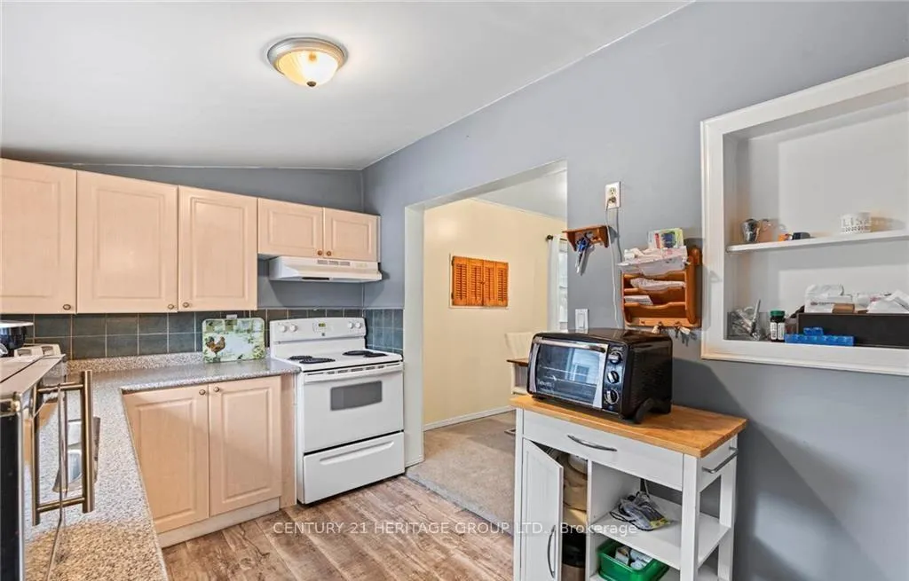 Photo 10 of 46 Adeline Avenue, Hamilton, Normanhurst — HOMEH