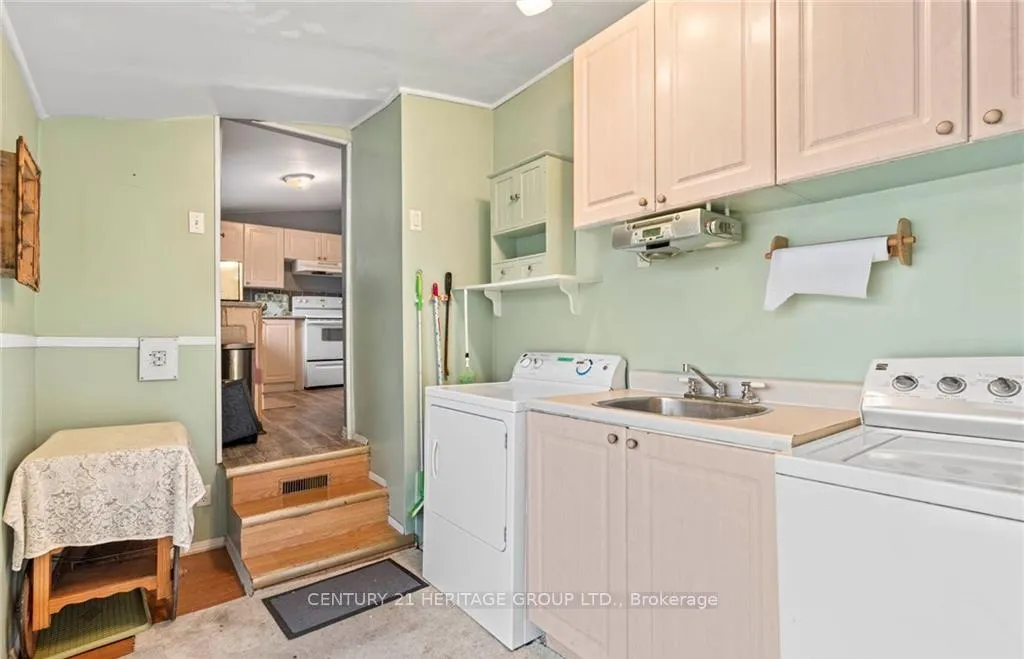 Photo 21 of 46 Adeline Avenue, Hamilton, Normanhurst — HOMEH