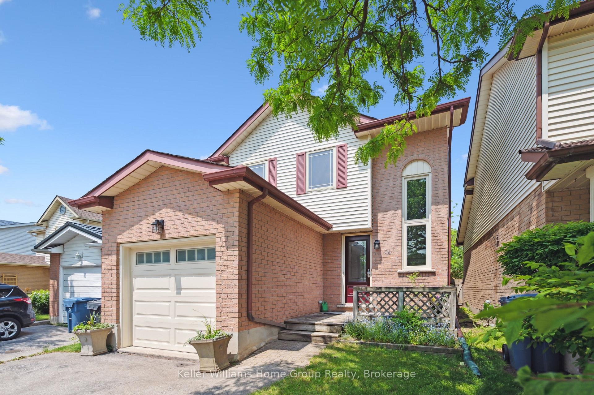 Photo 4 of 34 Walman Drive, Guelph, Kortright West — HOMEH