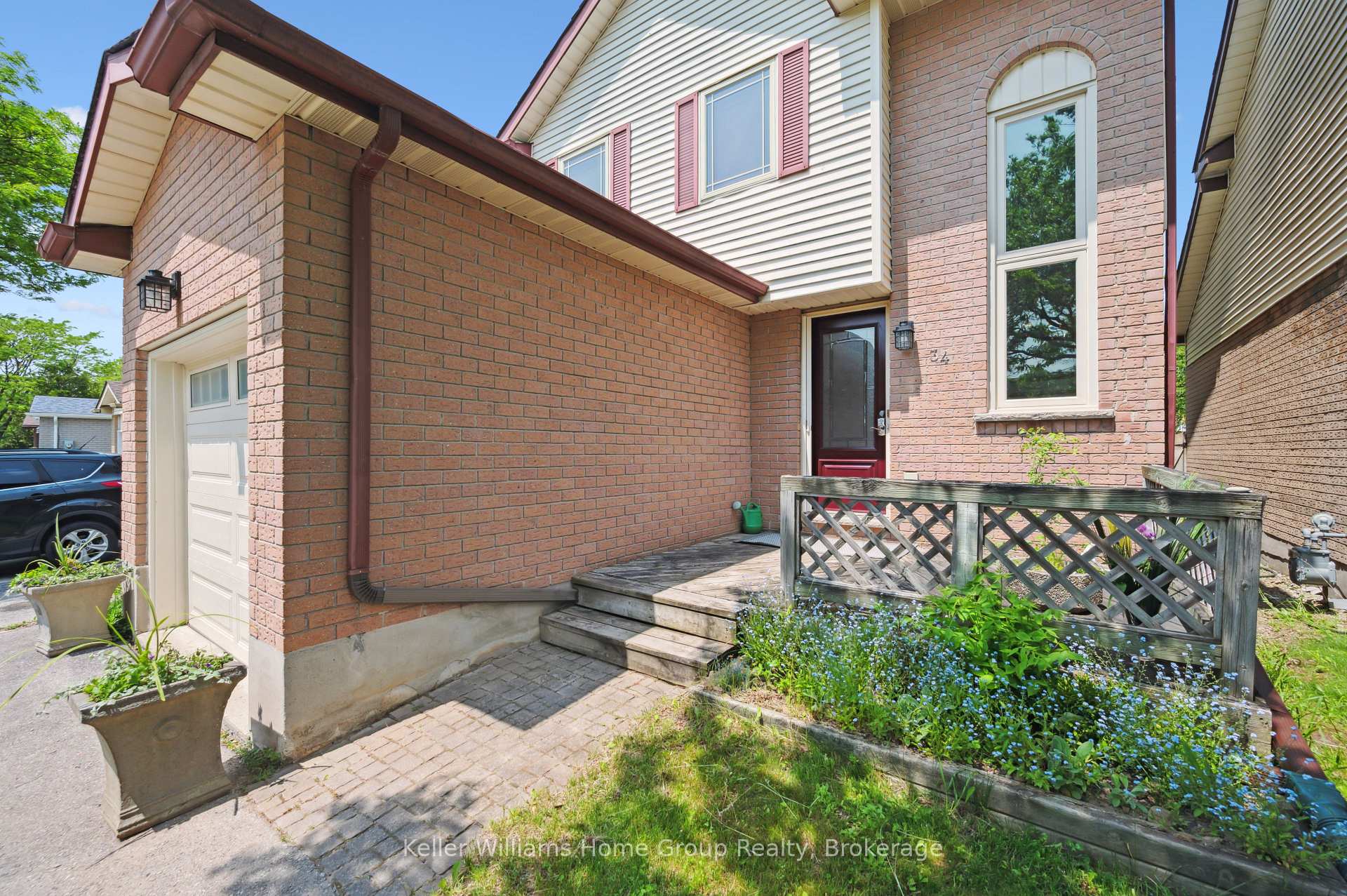 Photo 5 of 34 Walman Drive, Guelph, Kortright West — HOMEH