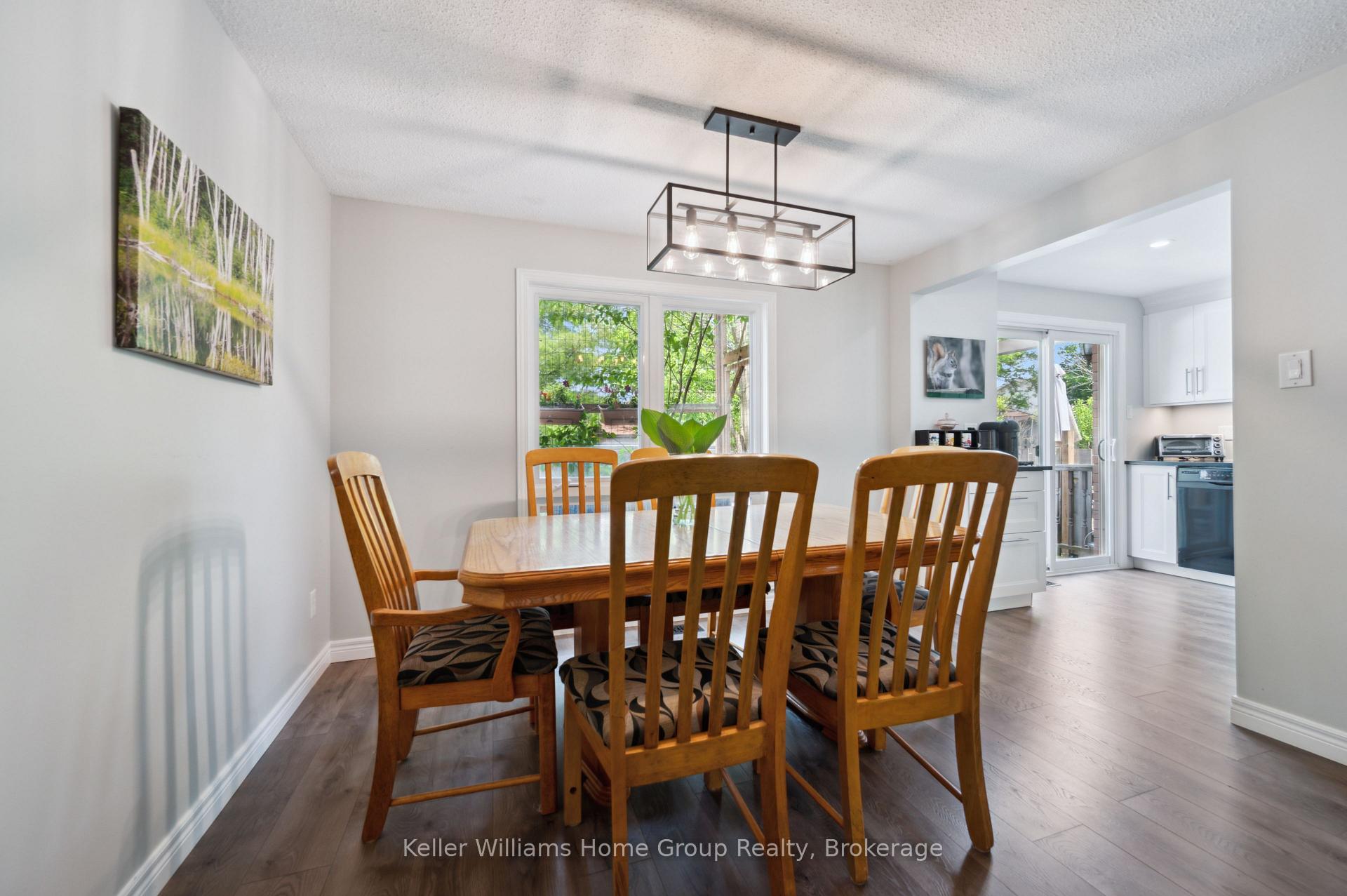 Photo 13 of 34 Walman Drive, Guelph, Kortright West — HOMEH