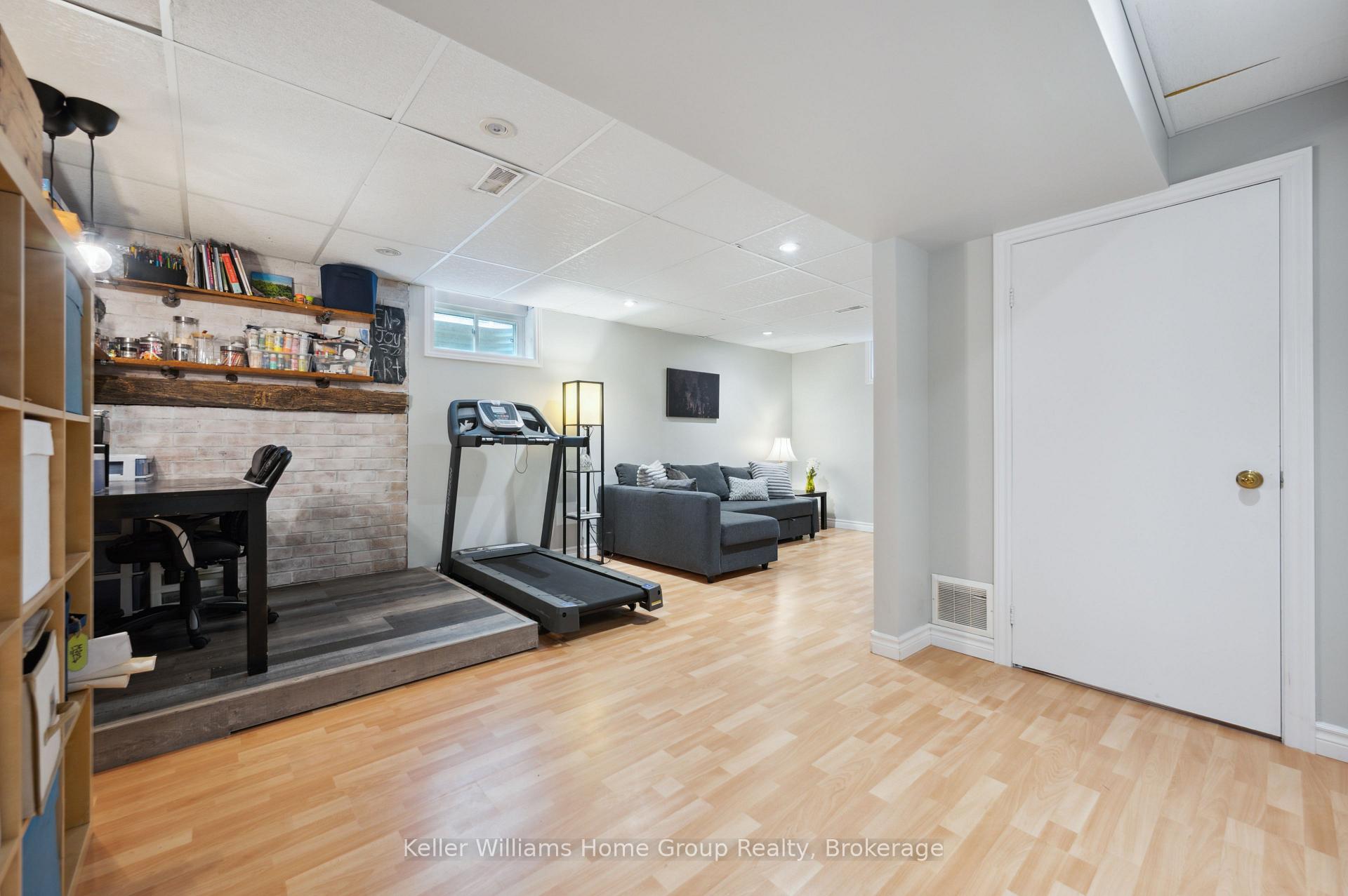 Photo 25 of 34 Walman Drive, Guelph, Kortright West — HOMEH