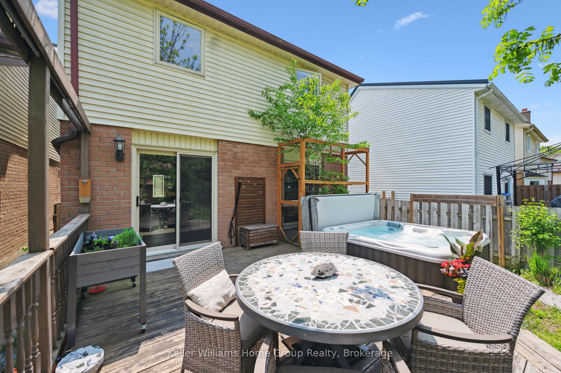 Photo 35 of 34 Walman Drive, Guelph, Kortright West — HOMEH