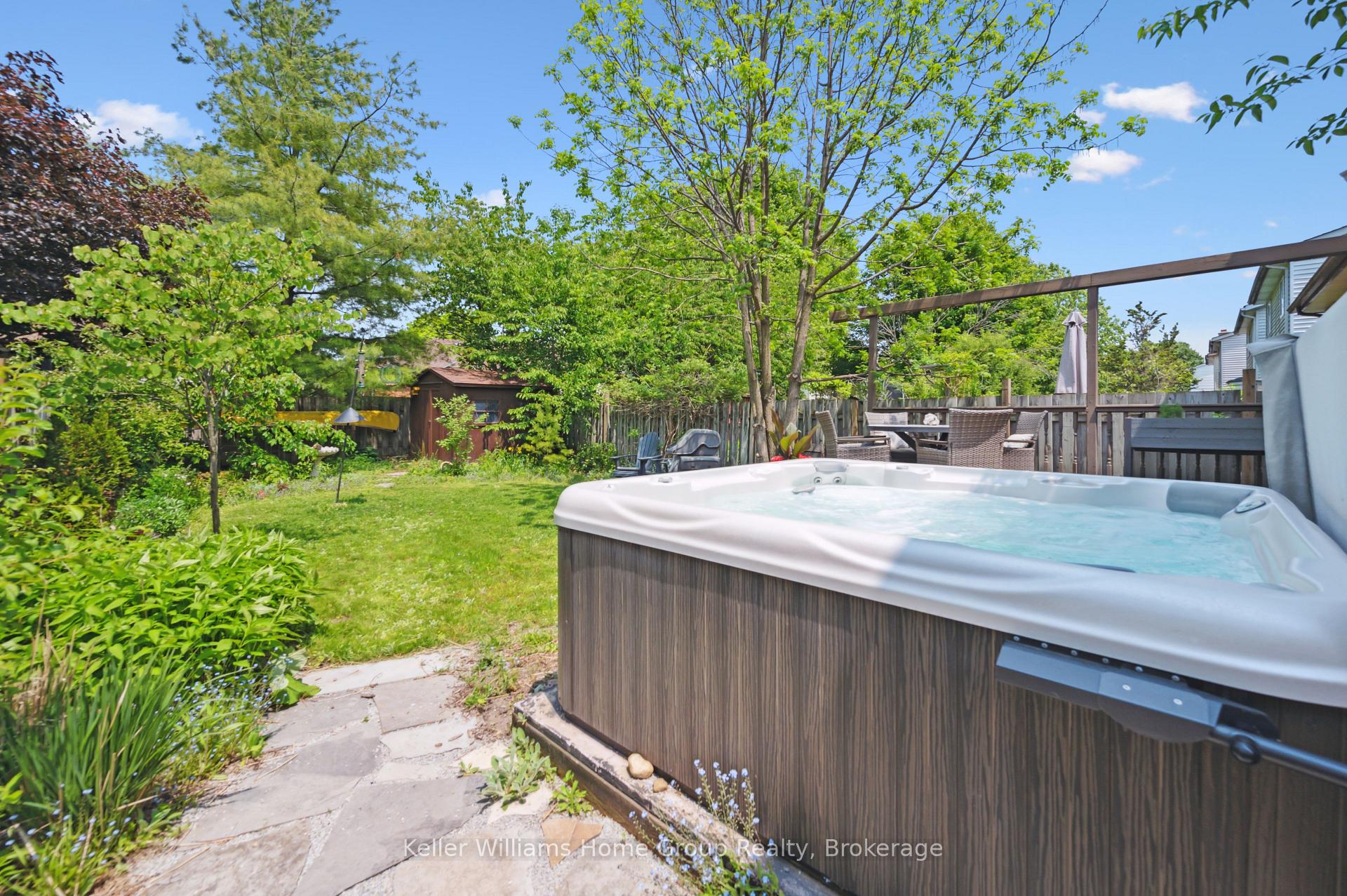 Photo 37 of 34 Walman Drive, Guelph, Kortright West — HOMEH