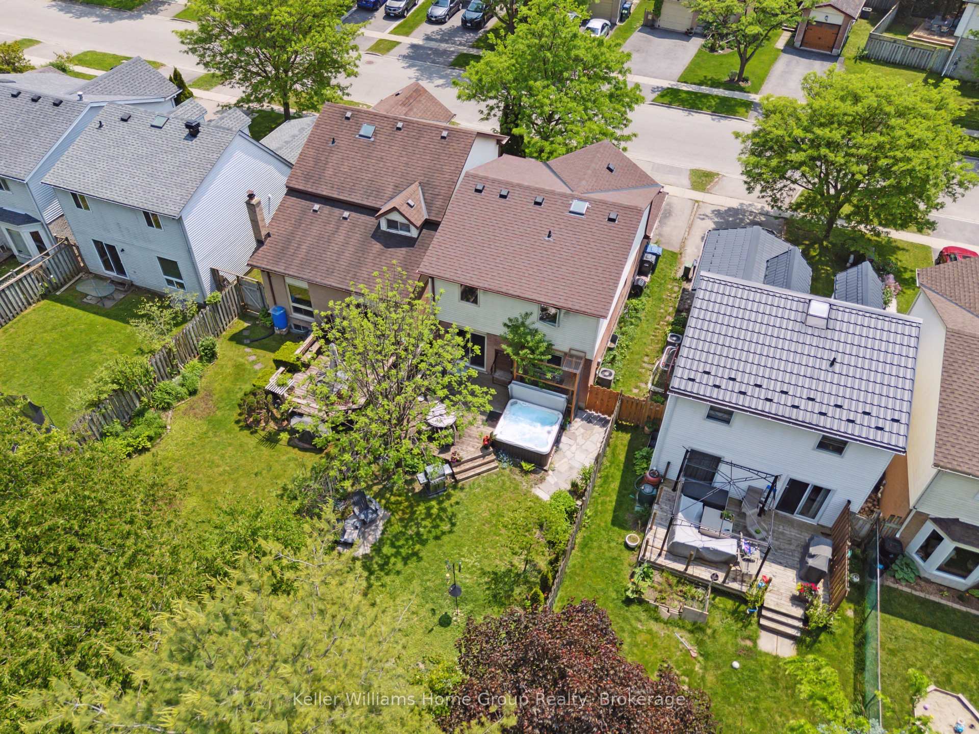 Photo 41 of 34 Walman Drive, Guelph, Kortright West — HOMEH