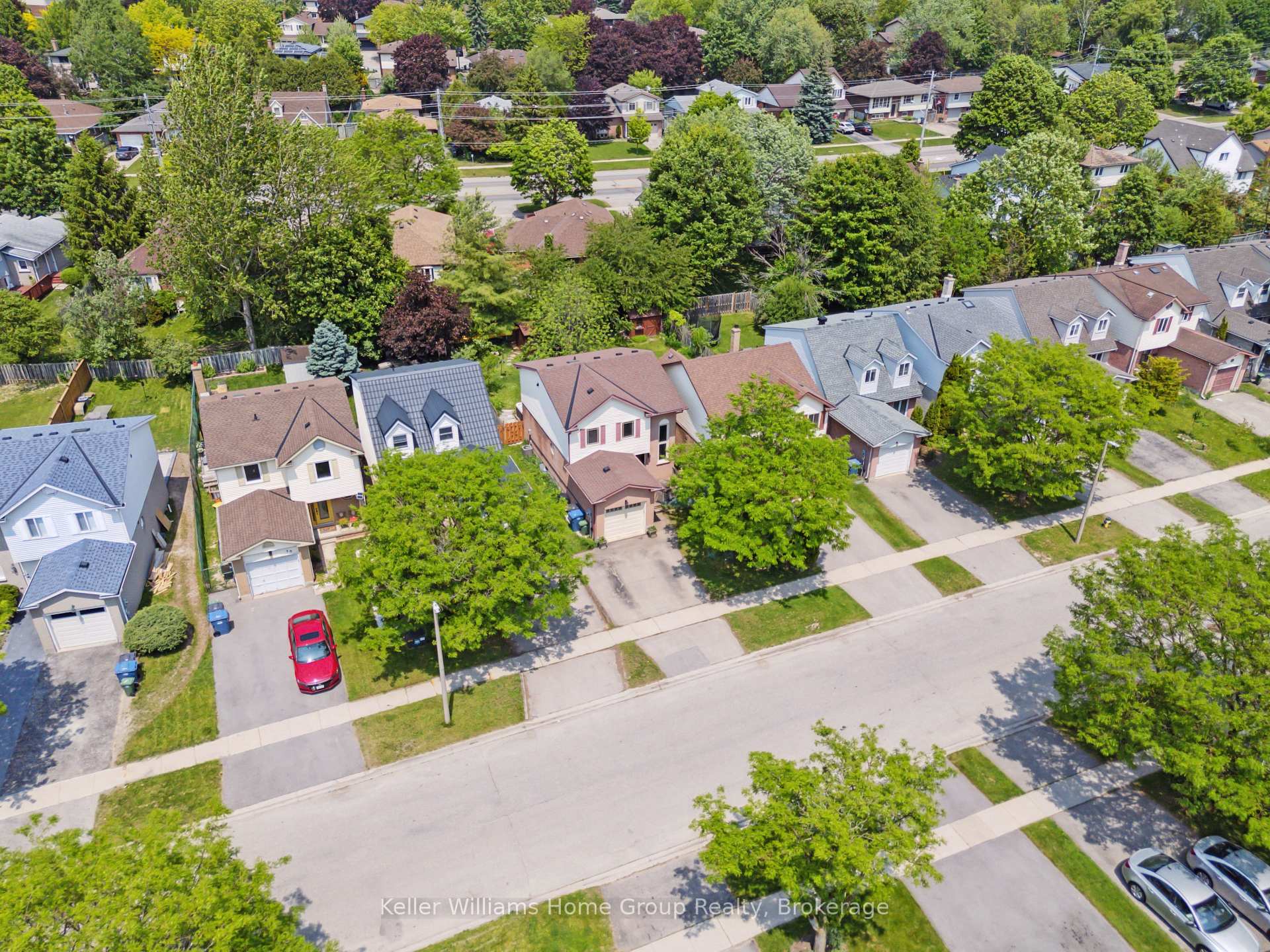 Photo 43 of 34 Walman Drive, Guelph, Kortright West — HOMEH