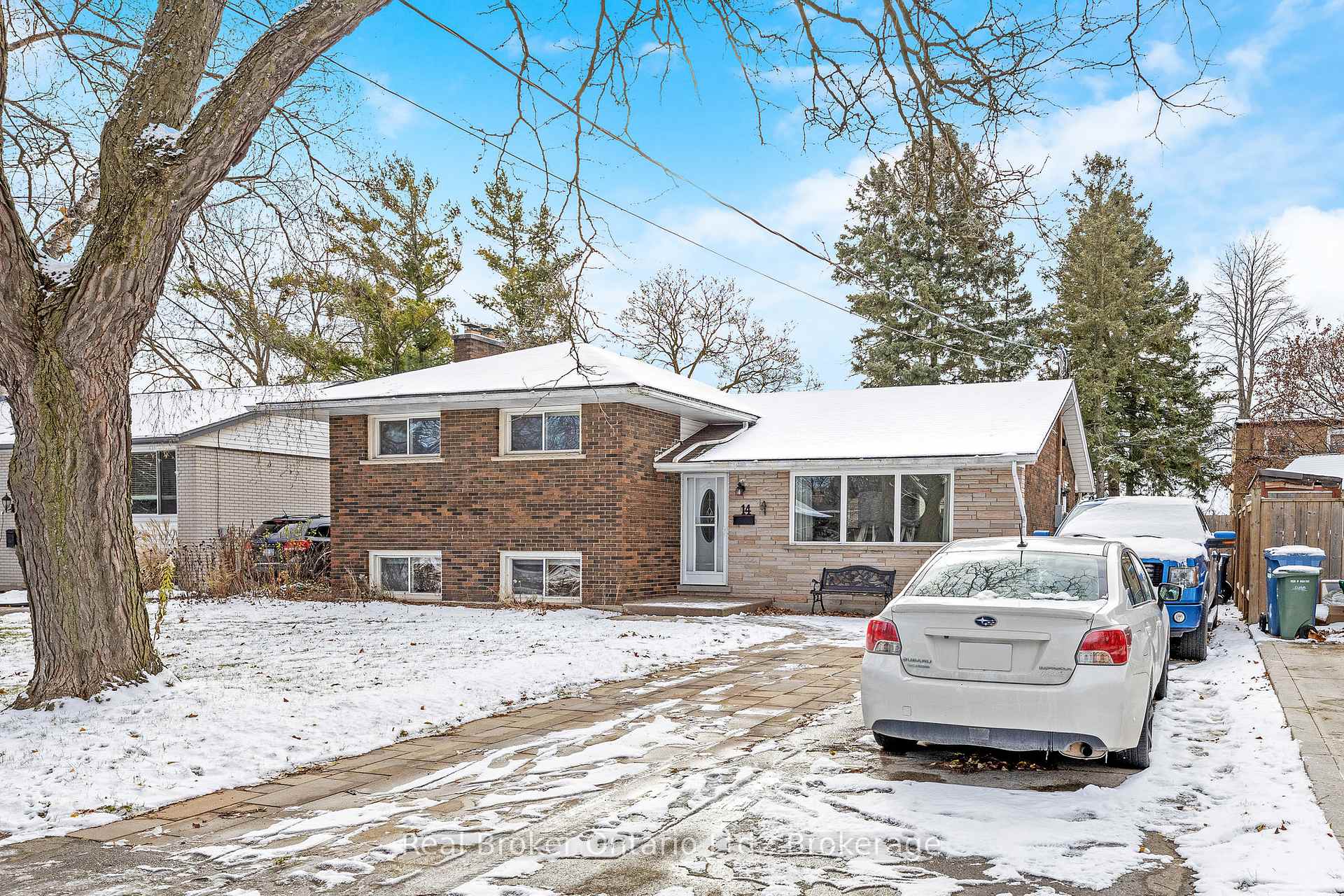 Photo 4 of 14 Lonsdale Drive, Guelph, Riverside Park — HOMEH