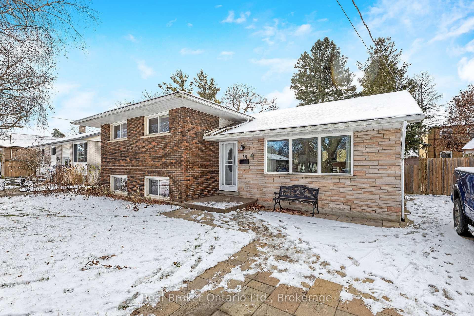 Photo 5 of 14 Lonsdale Drive, Guelph, Riverside Park — HOMEH