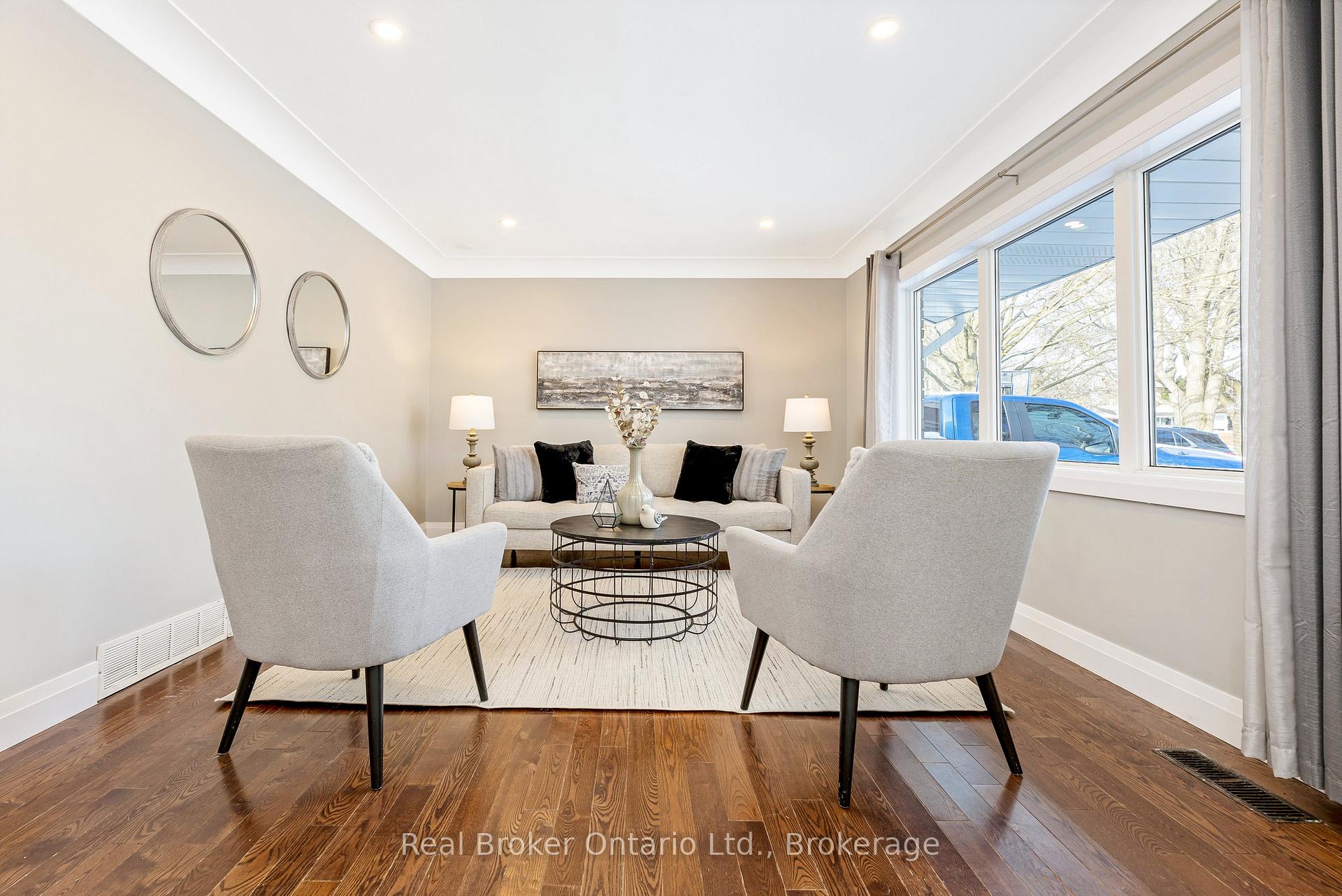 Photo 10 of 14 Lonsdale Drive, Guelph, Riverside Park — HOMEH