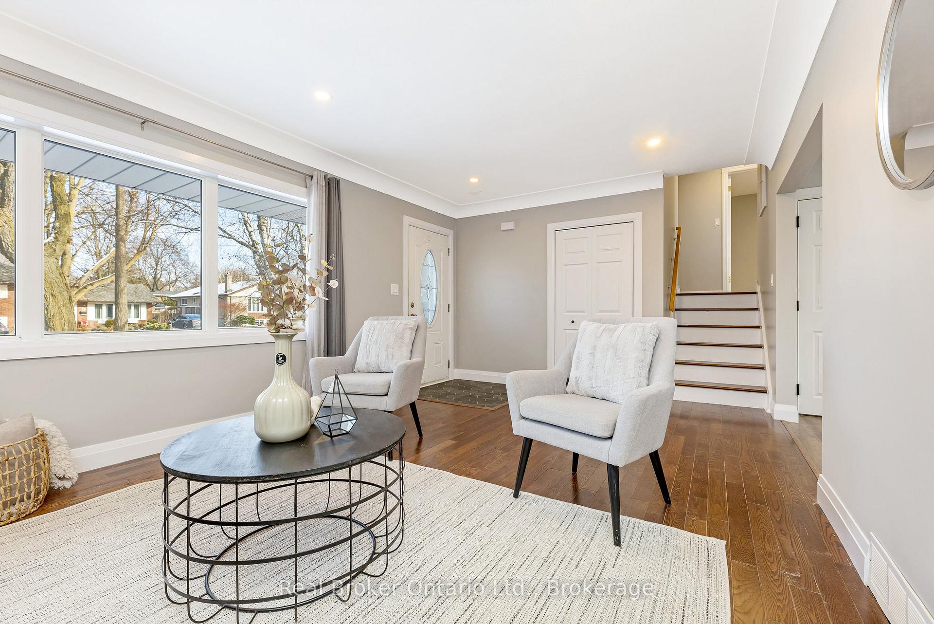 Photo 12 of 14 Lonsdale Drive, Guelph, Riverside Park — HOMEH