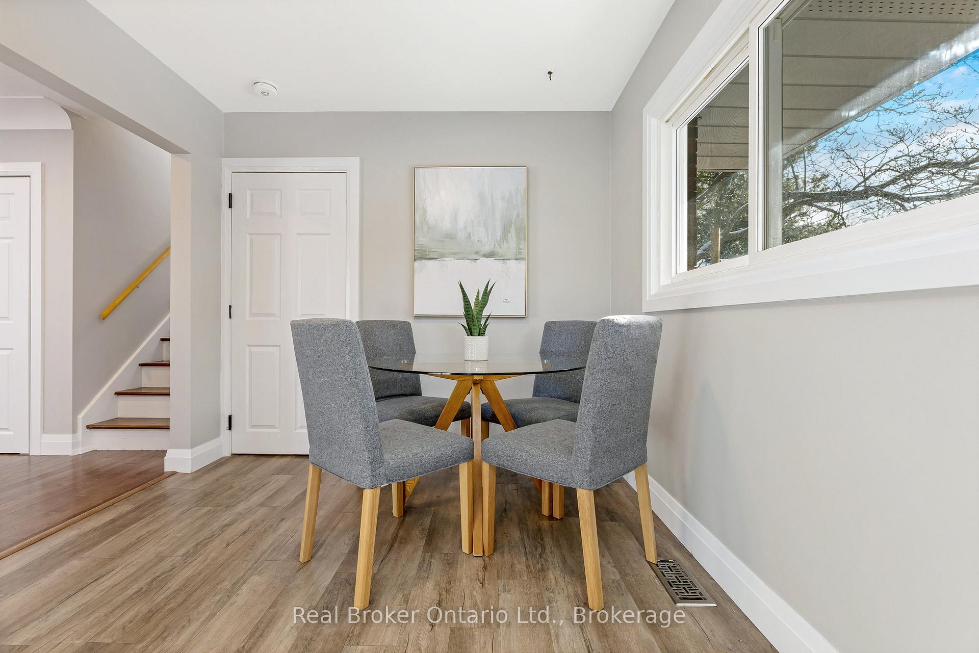 Photo 15 of 14 Lonsdale Drive, Guelph, Riverside Park — HOMEH