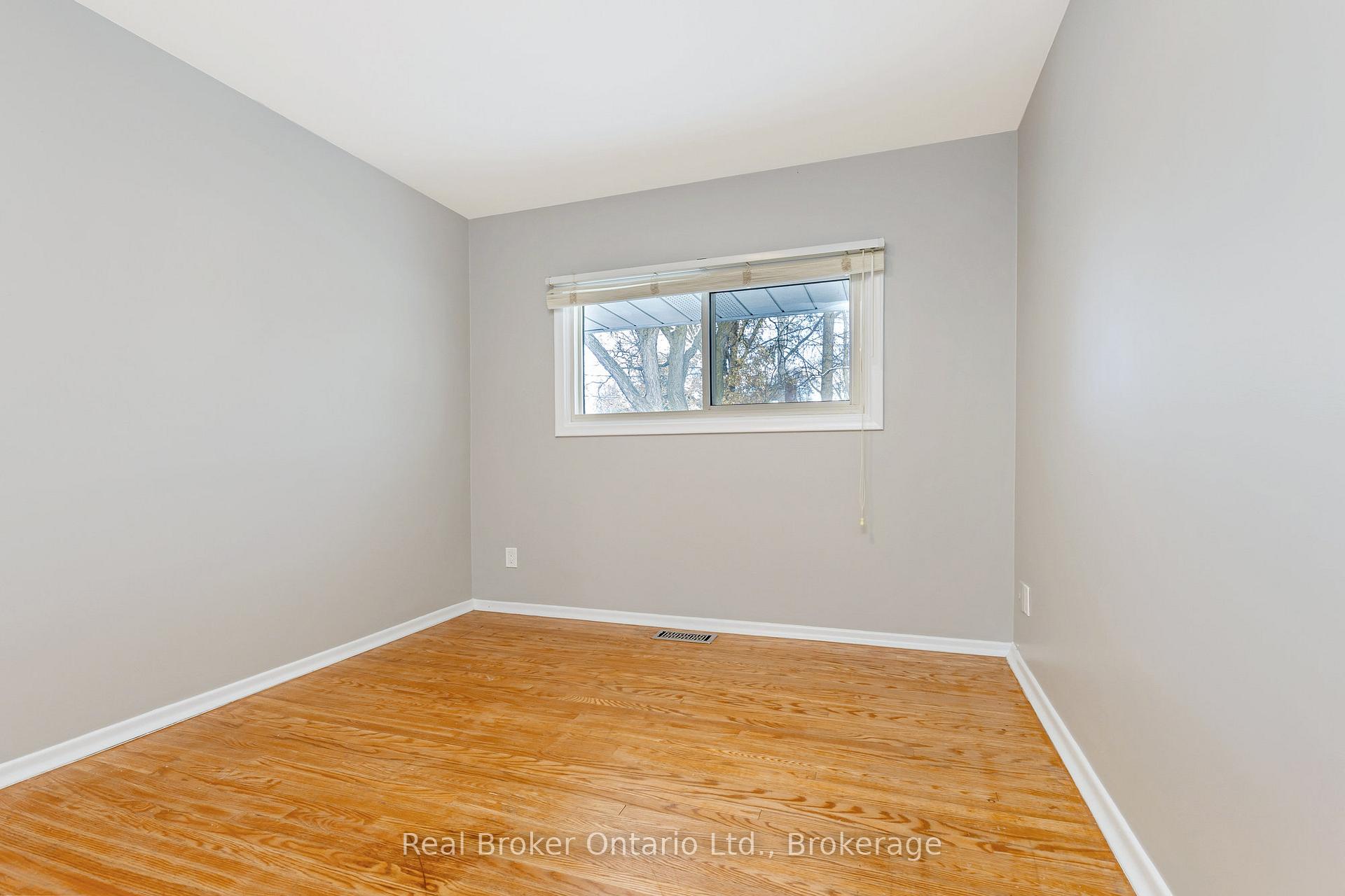Photo 26 of 14 Lonsdale Drive, Guelph, Riverside Park — HOMEH