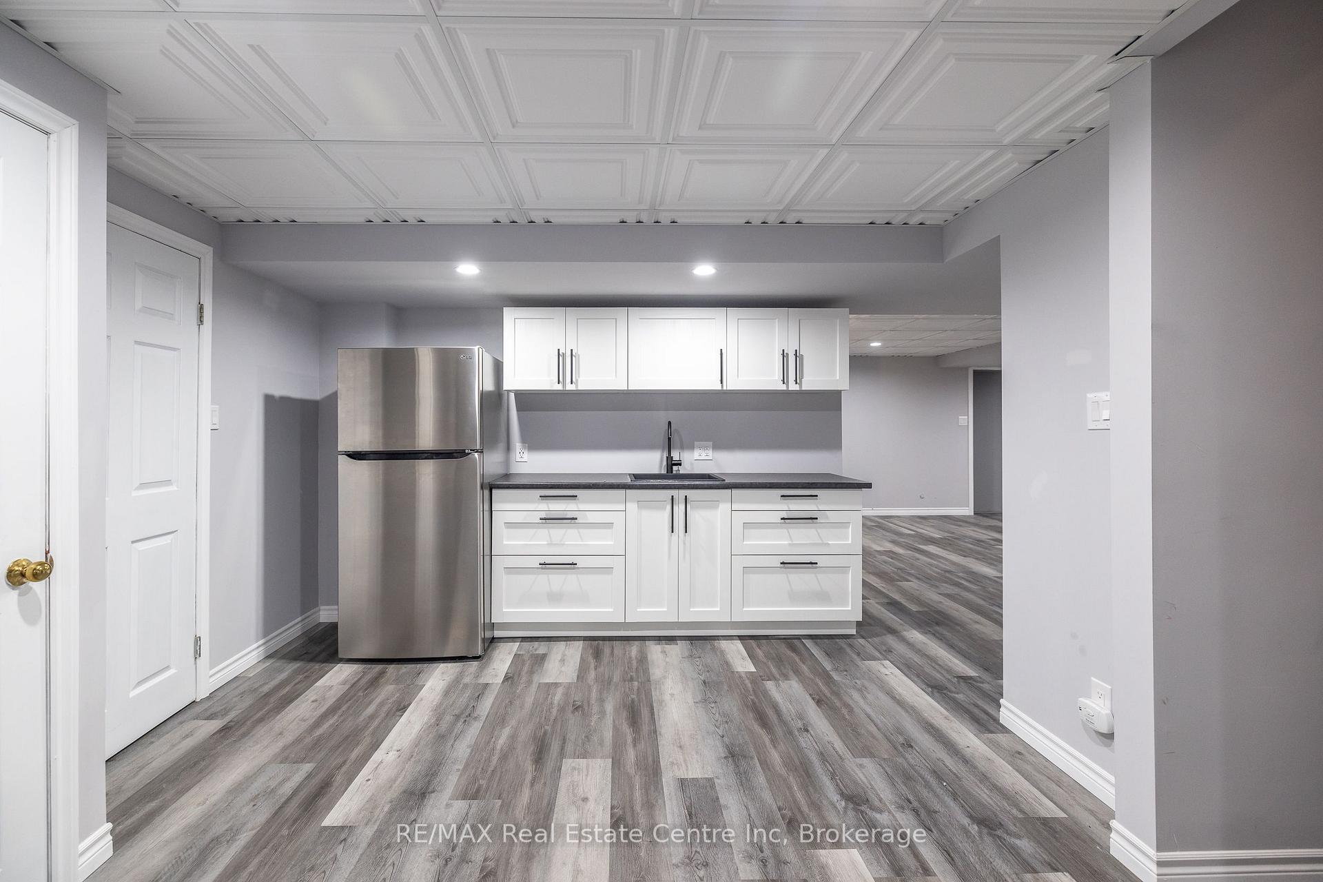 Photo 33 of 27 Colborn Street, Guelph, Kortright East — HOMEH
