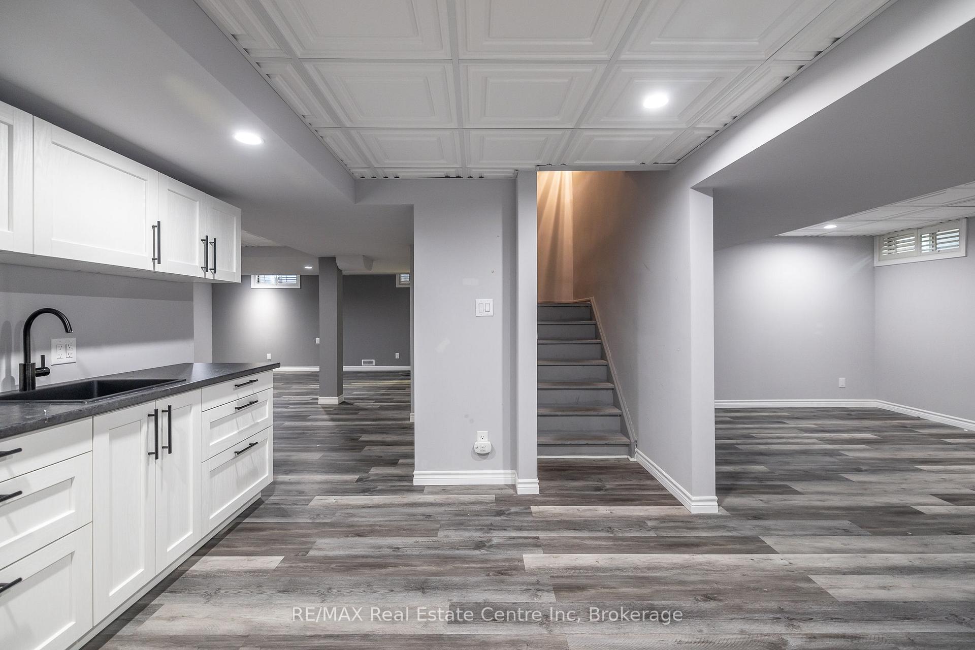Photo 35 of 27 Colborn Street, Guelph, Kortright East — HOMEH