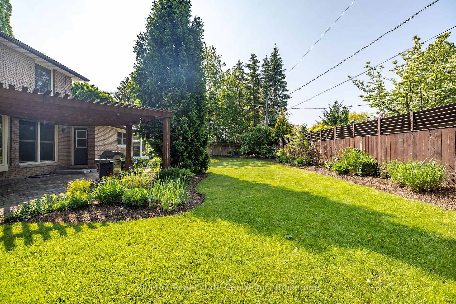 Photo 43 of 27 Colborn Street, Guelph, Kortright East — HOMEH