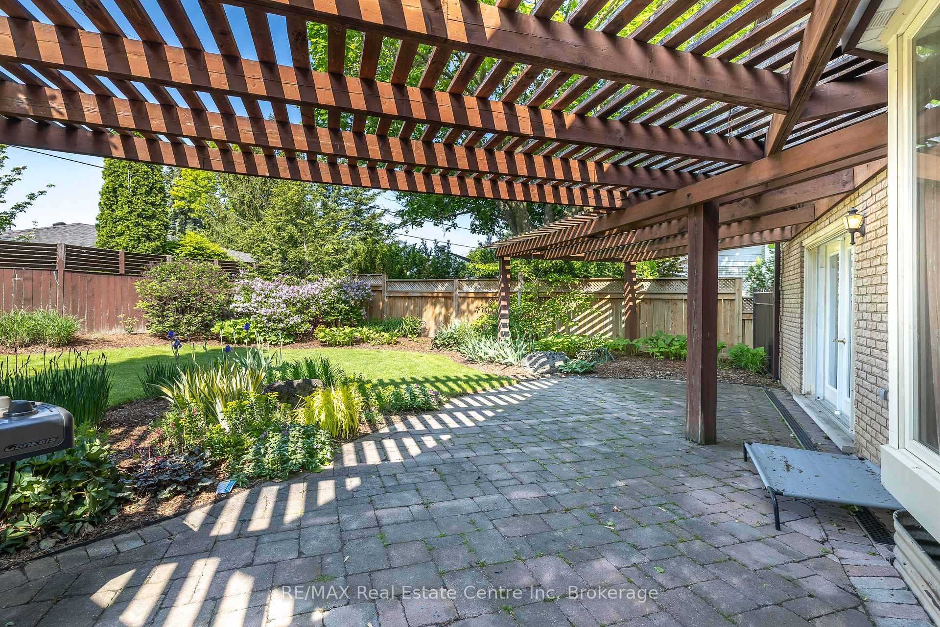 Photo 45 of 27 Colborn Street, Guelph, Kortright East — HOMEH