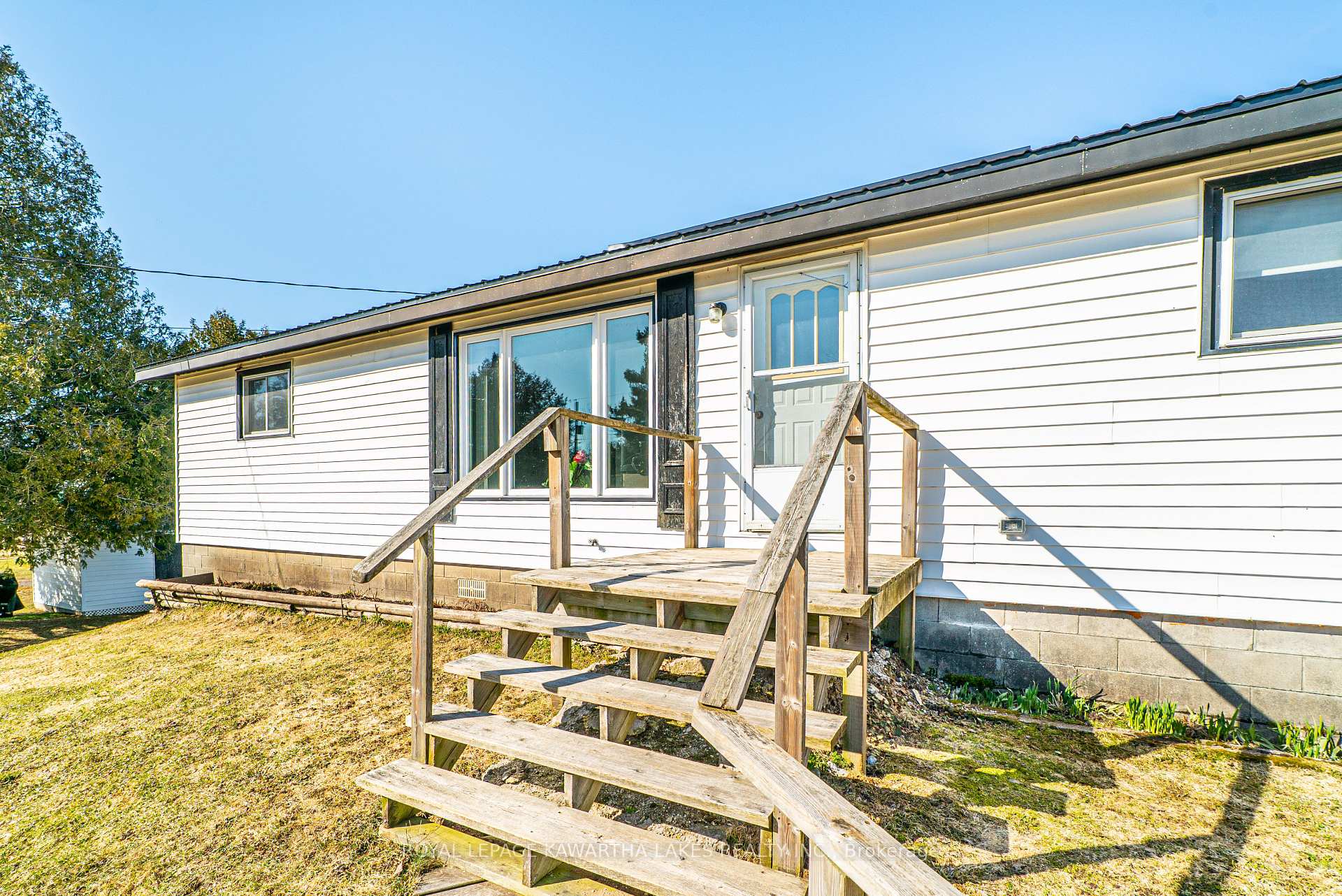 Photo 6 of 385 Shrike Road, Kawartha Lakes, Carden — HOMEH