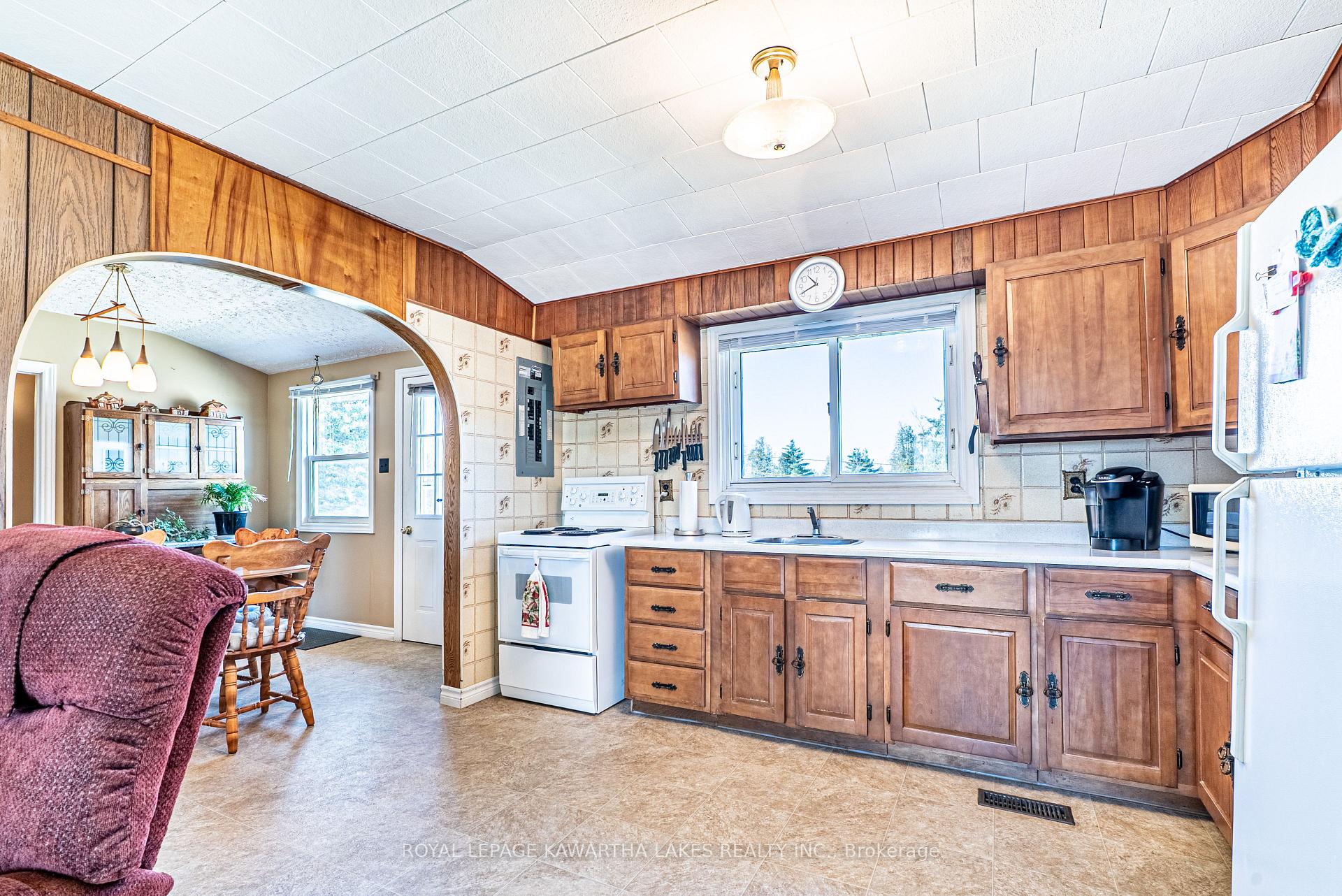 Photo 21 of 385 Shrike Road, Kawartha Lakes, Carden — HOMEH