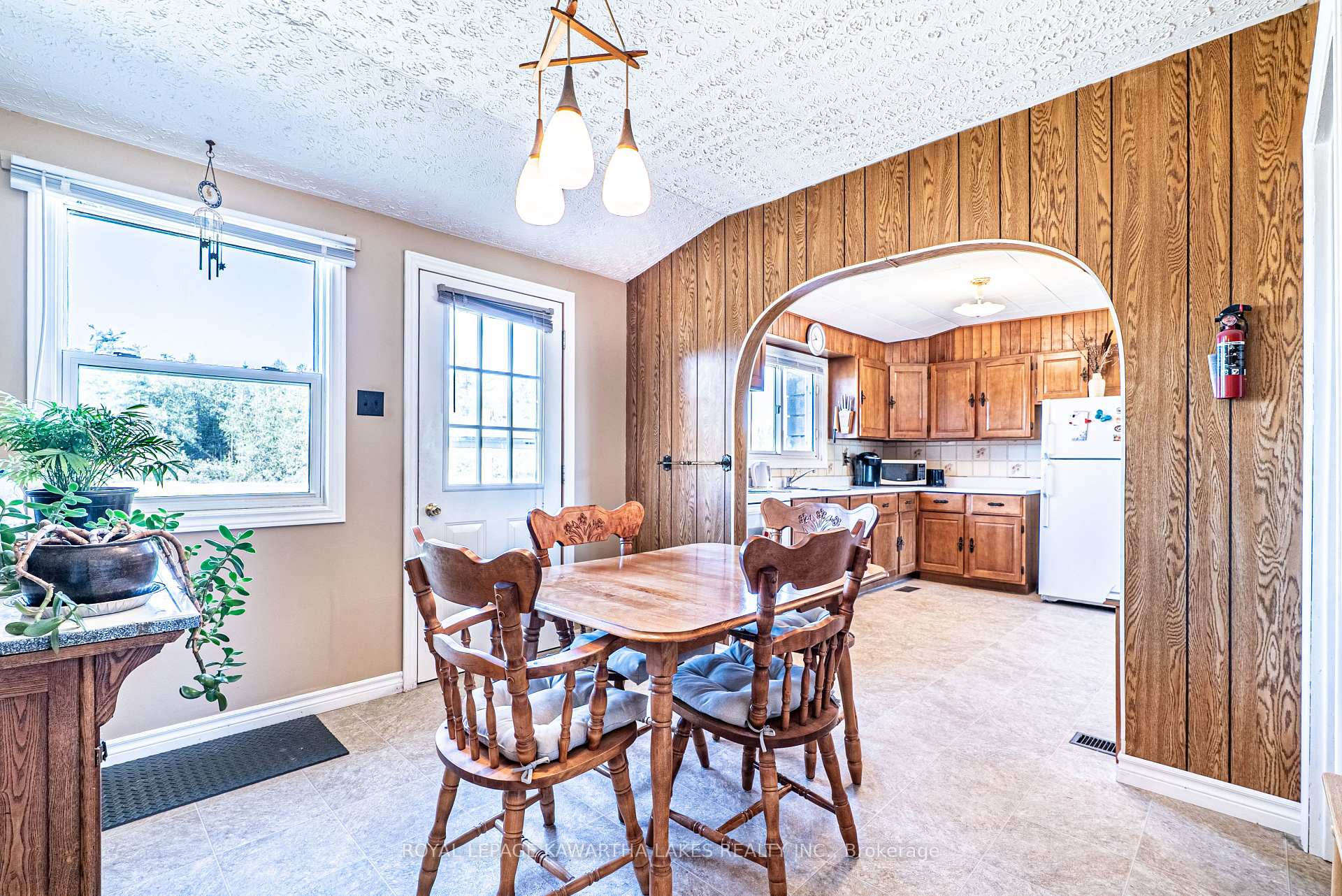 Photo 24 of 385 Shrike Road, Kawartha Lakes, Carden — HOMEH