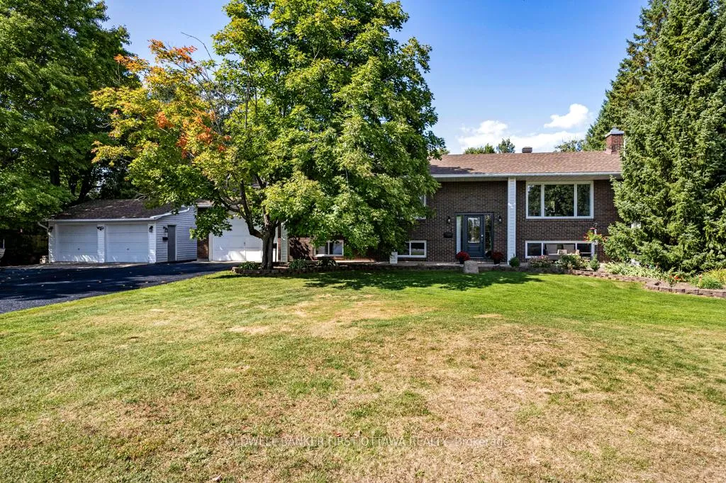 Photo 1 of 376 Napoleon Street, Carleton Place — HOMEH
