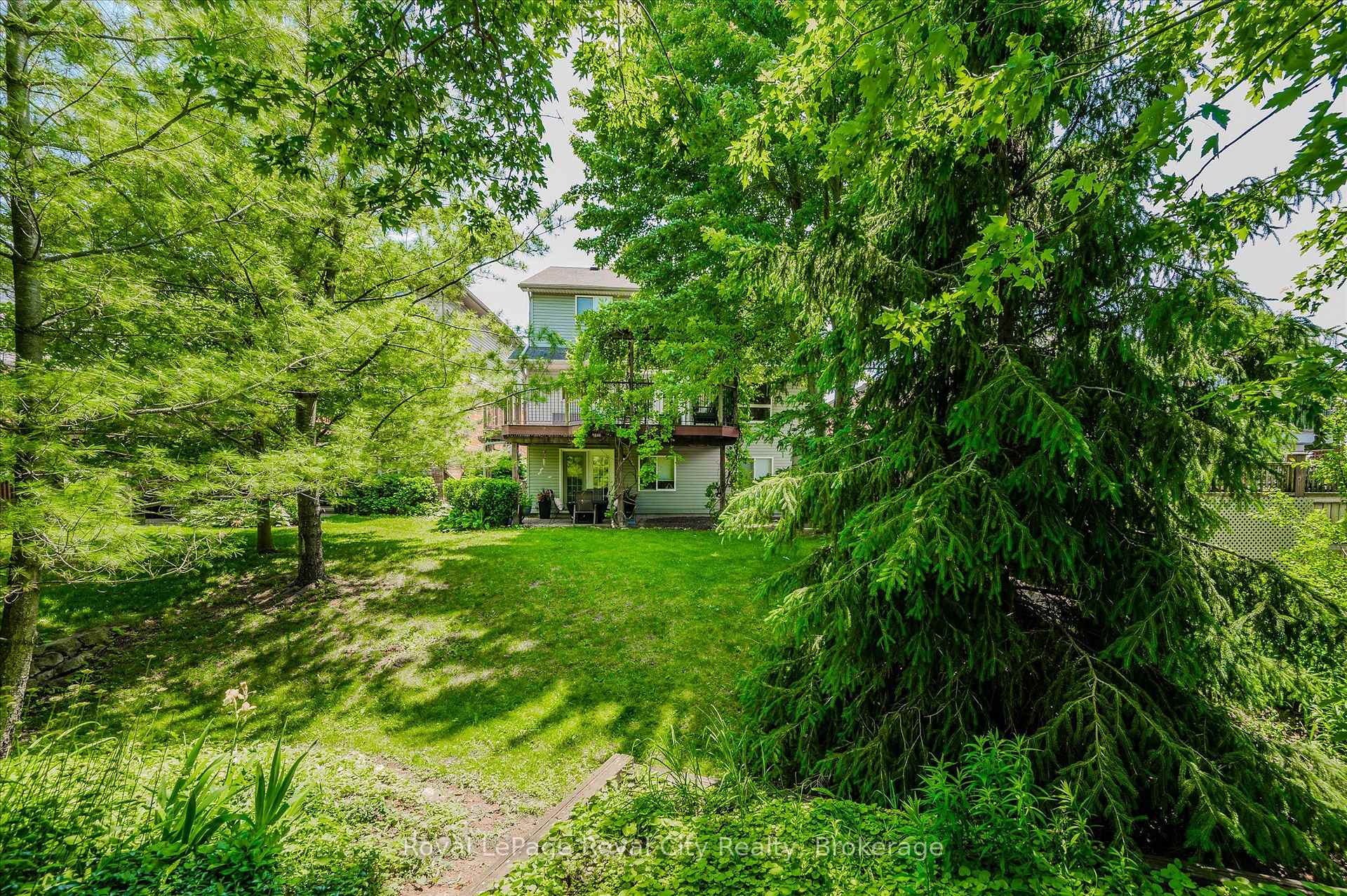 Photo 46 of 41 Munroe Crescent, Guelph, Clairfields/Hanlon Business Park — HOMEH