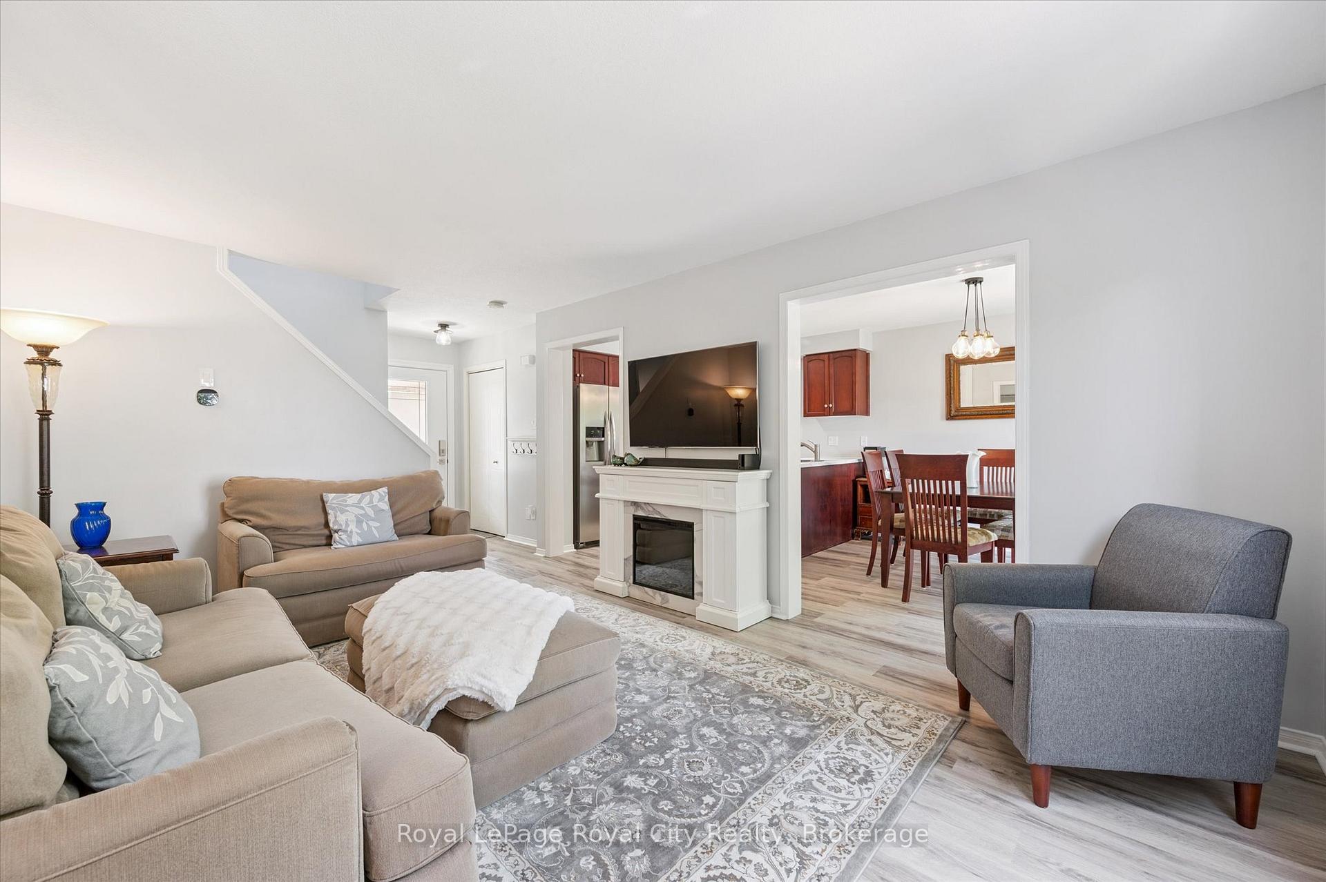 Photo 5 of 67 Inverness Drive, Guelph, Victoria North — HOMEH
