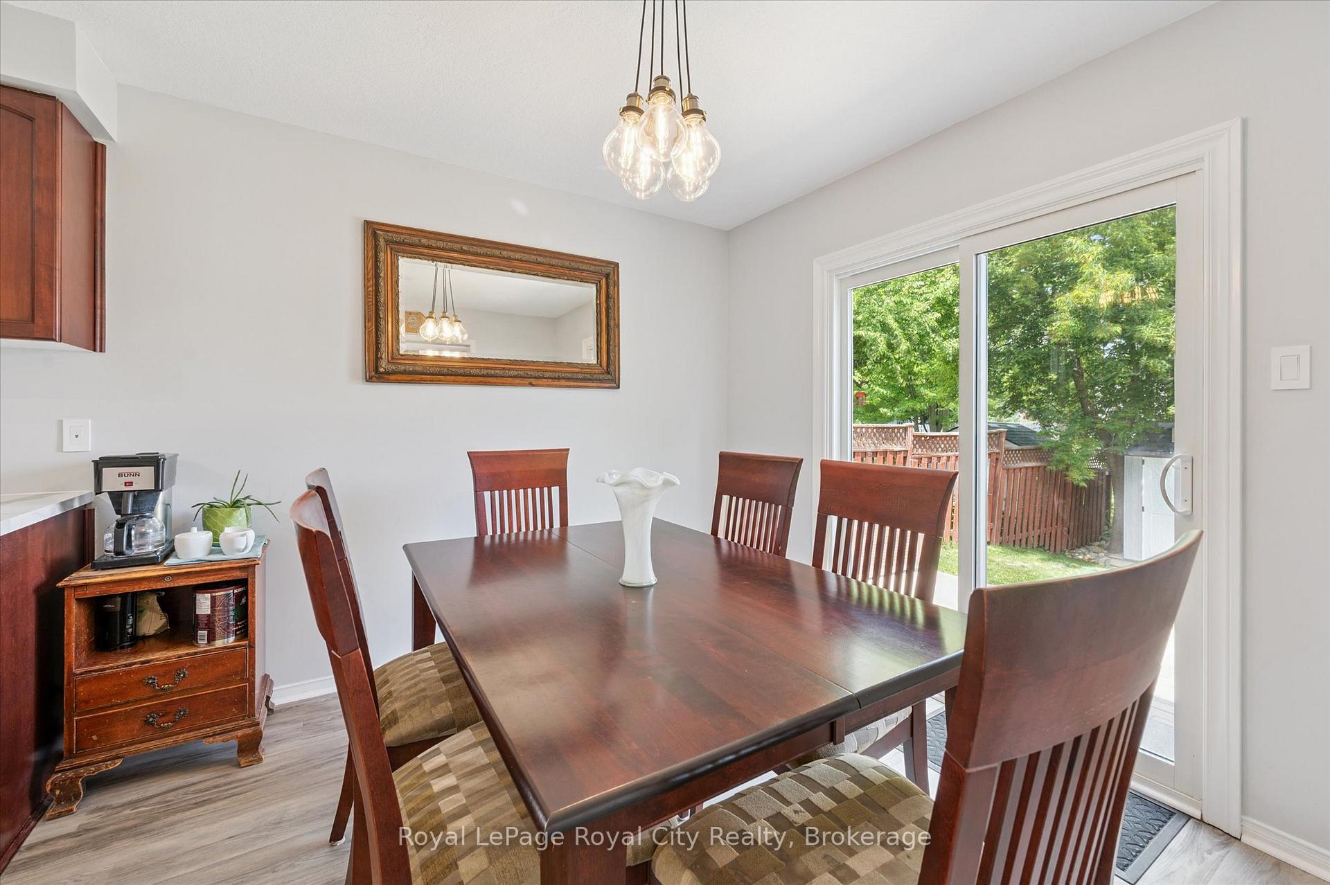 Photo 10 of 67 Inverness Drive, Guelph, Victoria North — HOMEH