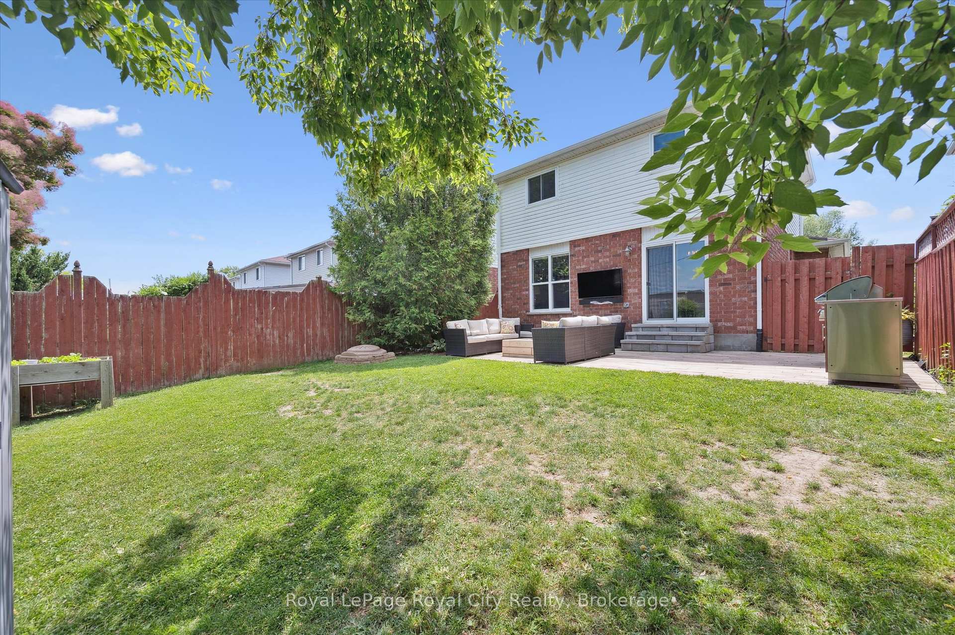 Photo 24 of 67 Inverness Drive, Guelph, Victoria North — HOMEH