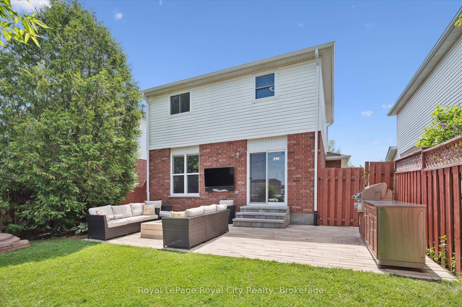 Photo 26 of 67 Inverness Drive, Guelph, Victoria North — HOMEH