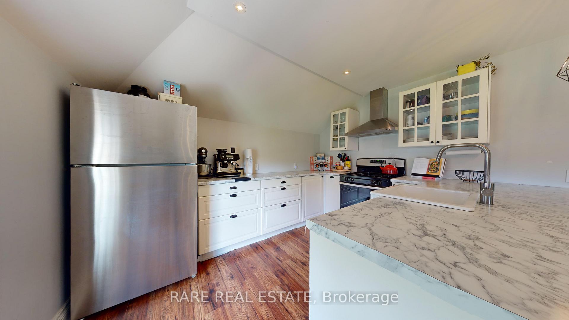 Photo 3 of Unit Upper, 31 Green Street, Guelph, Downtown — HOMEH