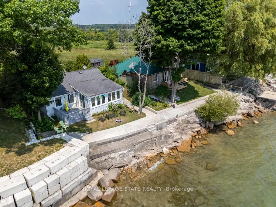 Front of 2110 Lakeshore Road