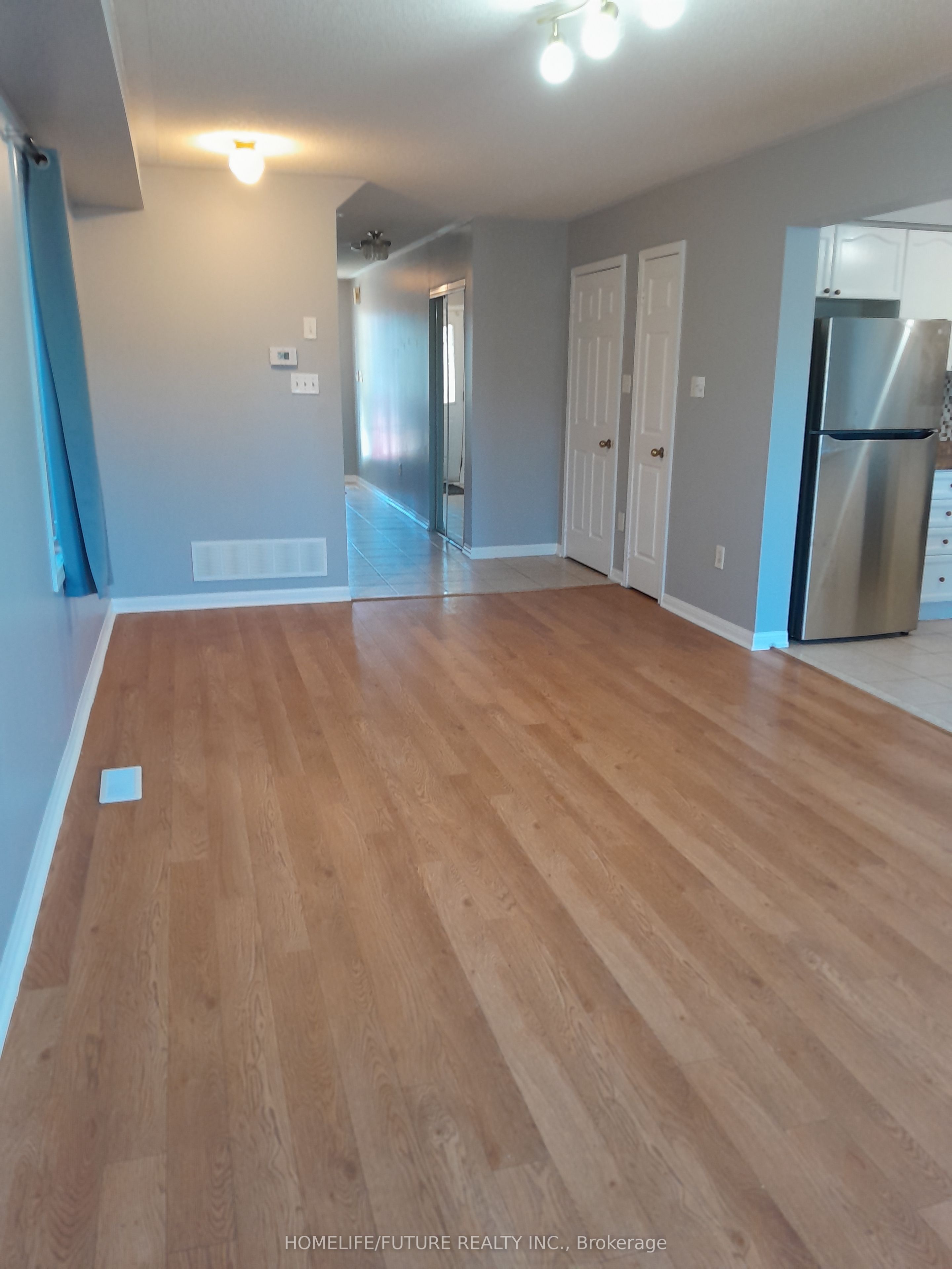 Photo 28 of 1524 Sarasota Crescent, Oshawa, Samac — HOMEH