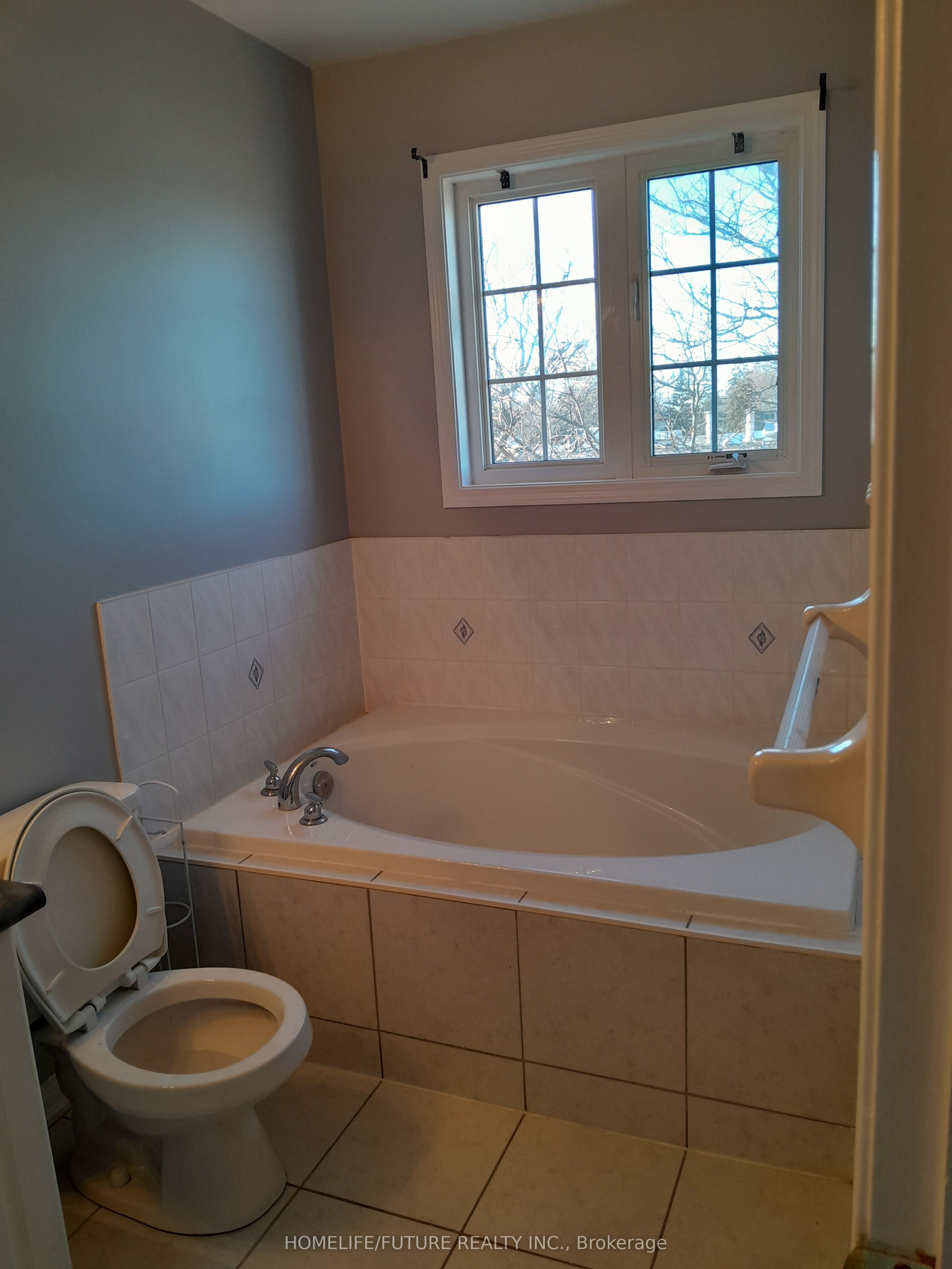 Photo 42 of 1524 Sarasota Crescent, Oshawa, Samac — HOMEH