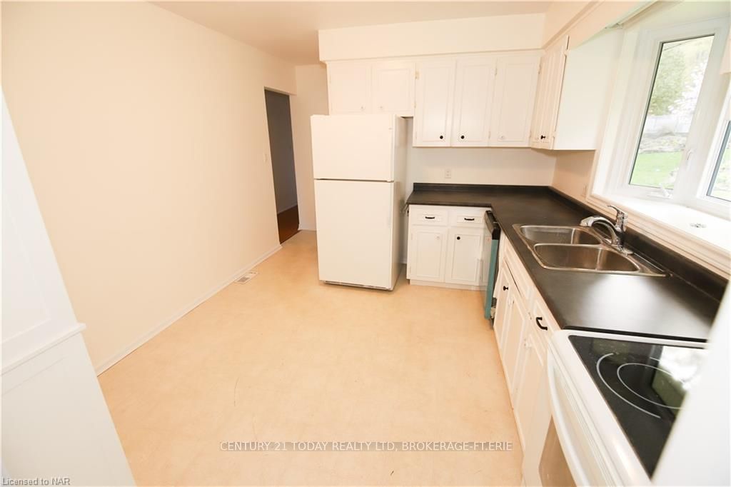 Photo 9 of 90 Dorchester Road, Grimsby, Grimsby East — HOMEH