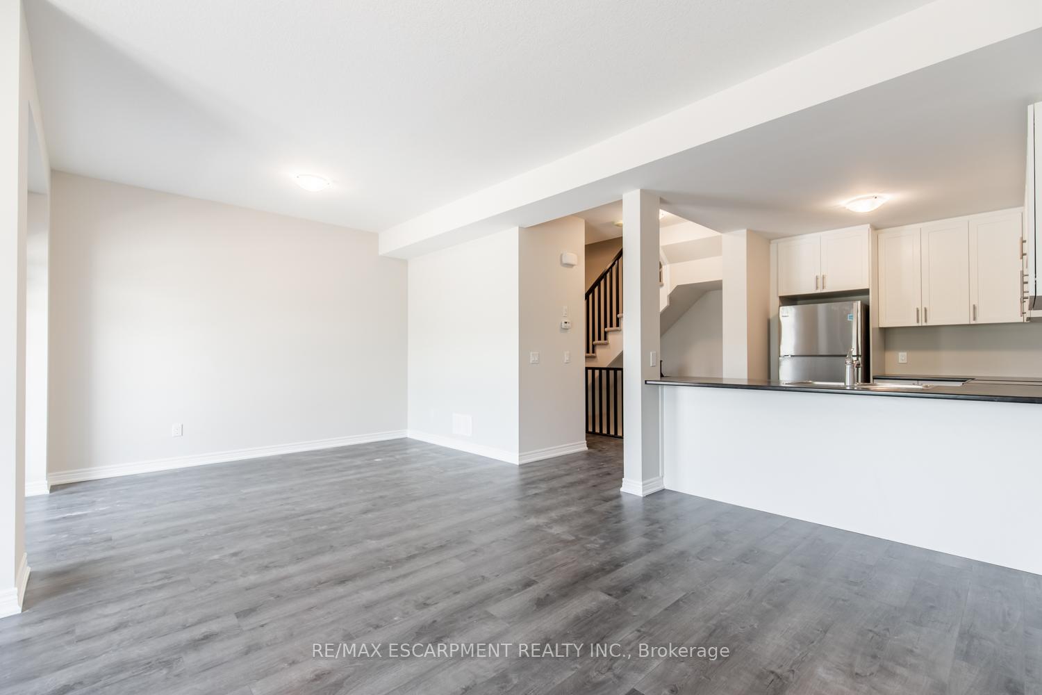 Photo 11 of Unit 36, 19 Picardy Drive, Hamilton, Stoney Creek Mountain — HOMEH