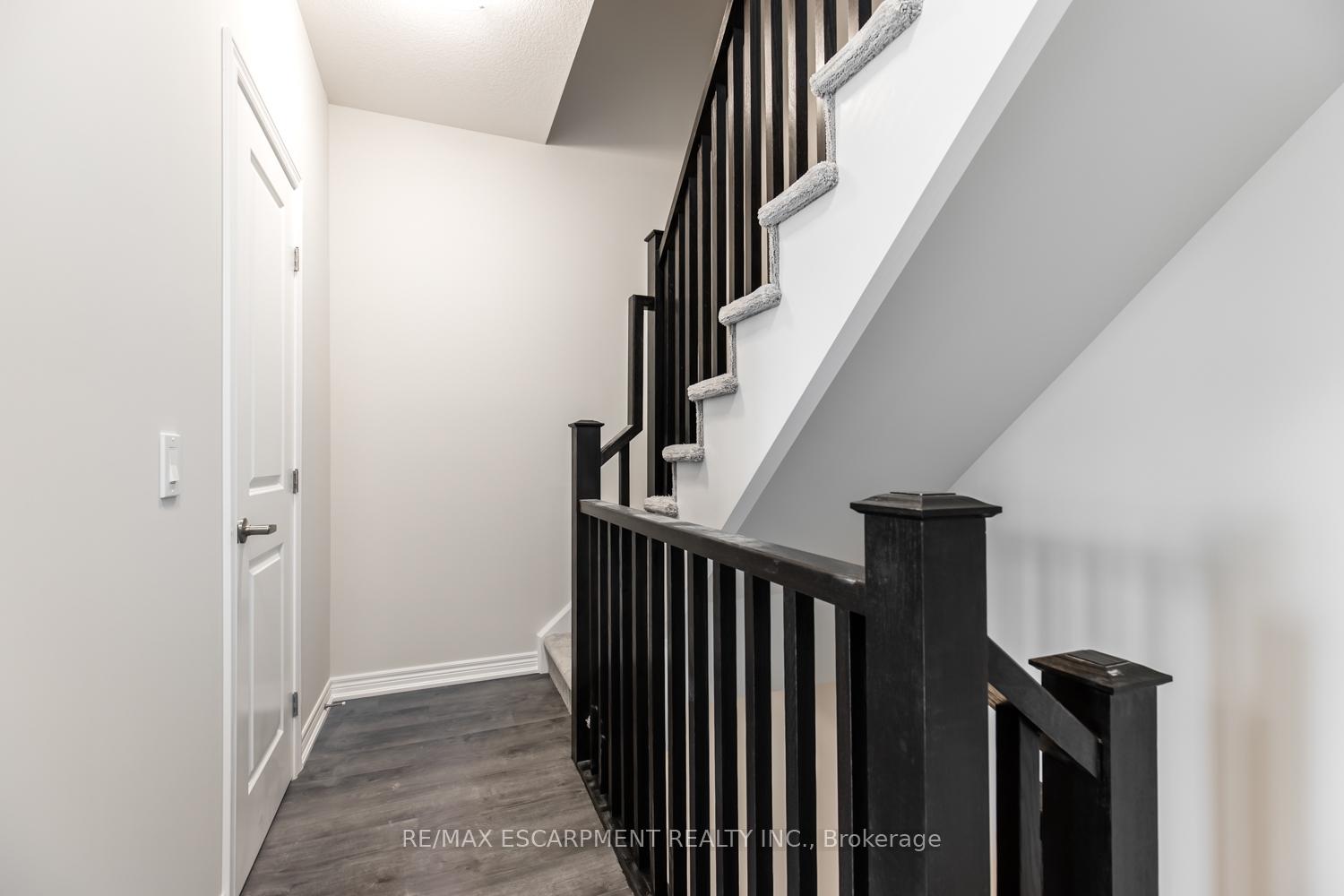 Photo 20 of Unit 36, 19 Picardy Drive, Hamilton, Stoney Creek Mountain — HOMEH