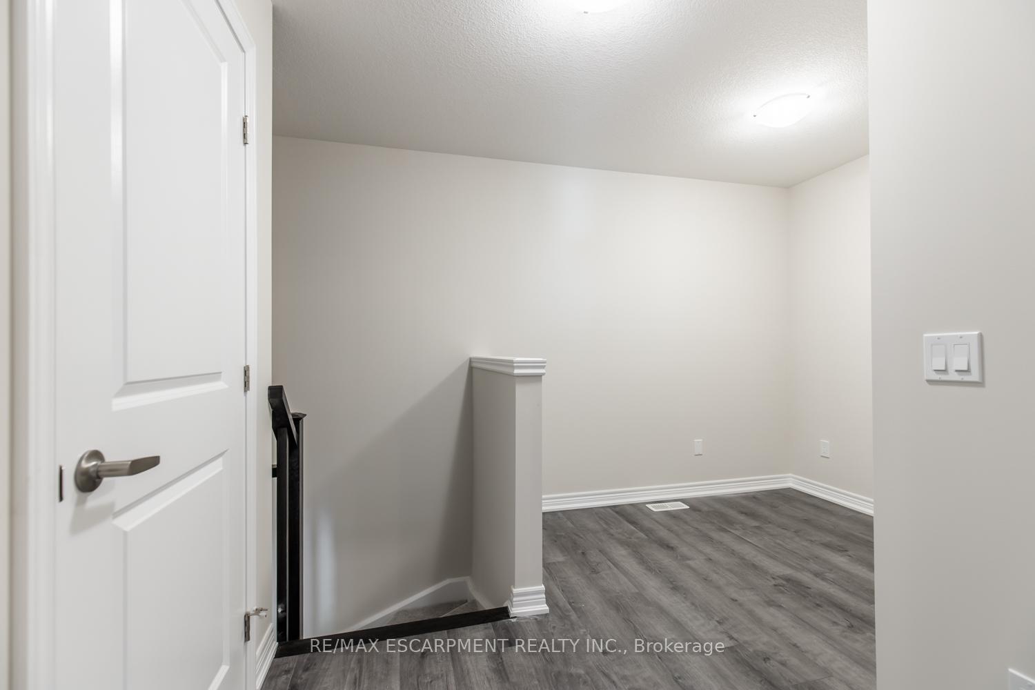 Photo 24 of Unit 36, 19 Picardy Drive, Hamilton, Stoney Creek Mountain — HOMEH