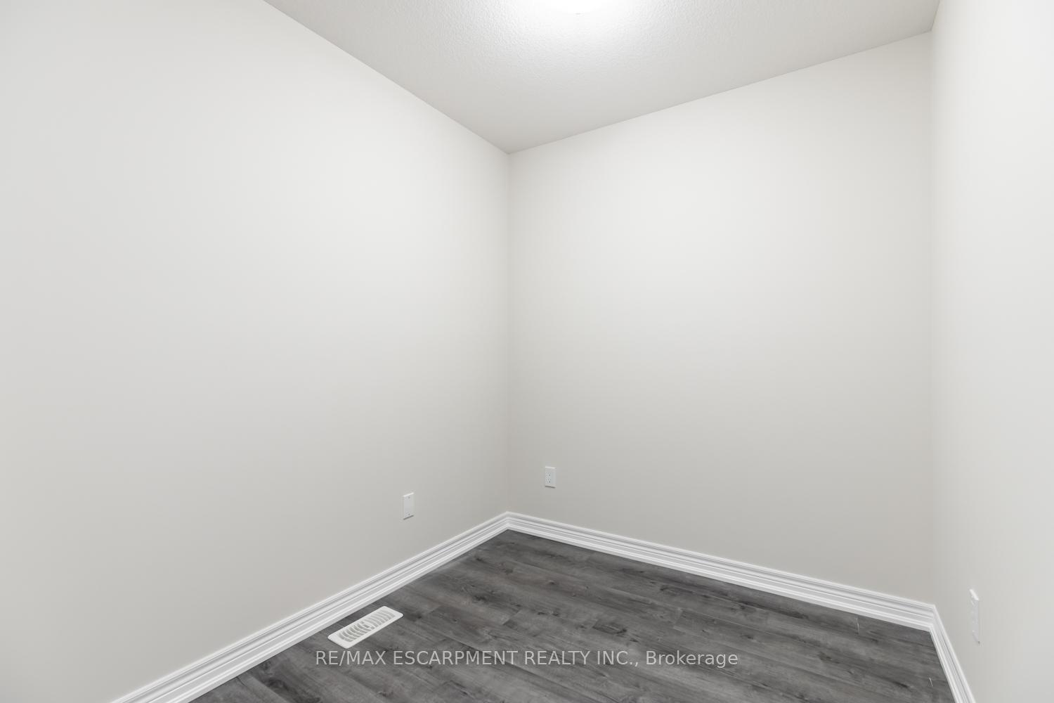 Photo 25 of Unit 36, 19 Picardy Drive, Hamilton, Stoney Creek Mountain — HOMEH