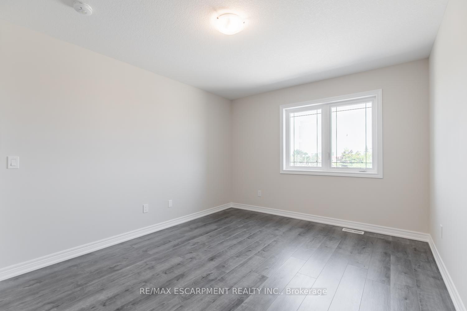 Photo 29 of Unit 36, 19 Picardy Drive, Hamilton, Stoney Creek Mountain — HOMEH