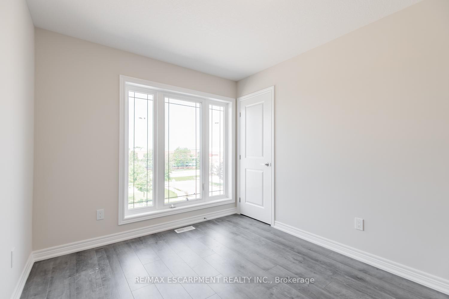 Photo 36 of Unit 36, 19 Picardy Drive, Hamilton, Stoney Creek Mountain — HOMEH