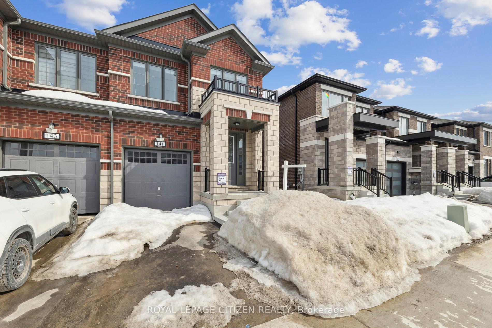 Photo 2 of 141 Corley Street, Kawartha Lakes, Lindsay — HOMEH
