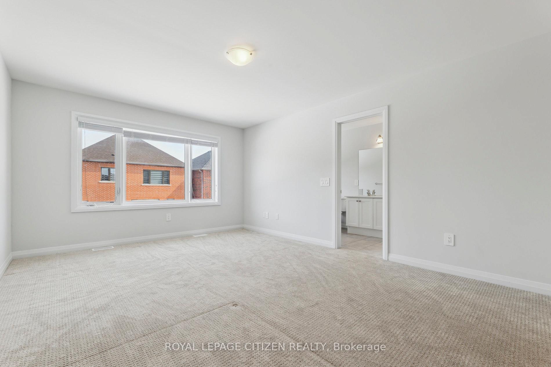Photo 19 of 141 Corley Street, Kawartha Lakes, Lindsay — HOMEH