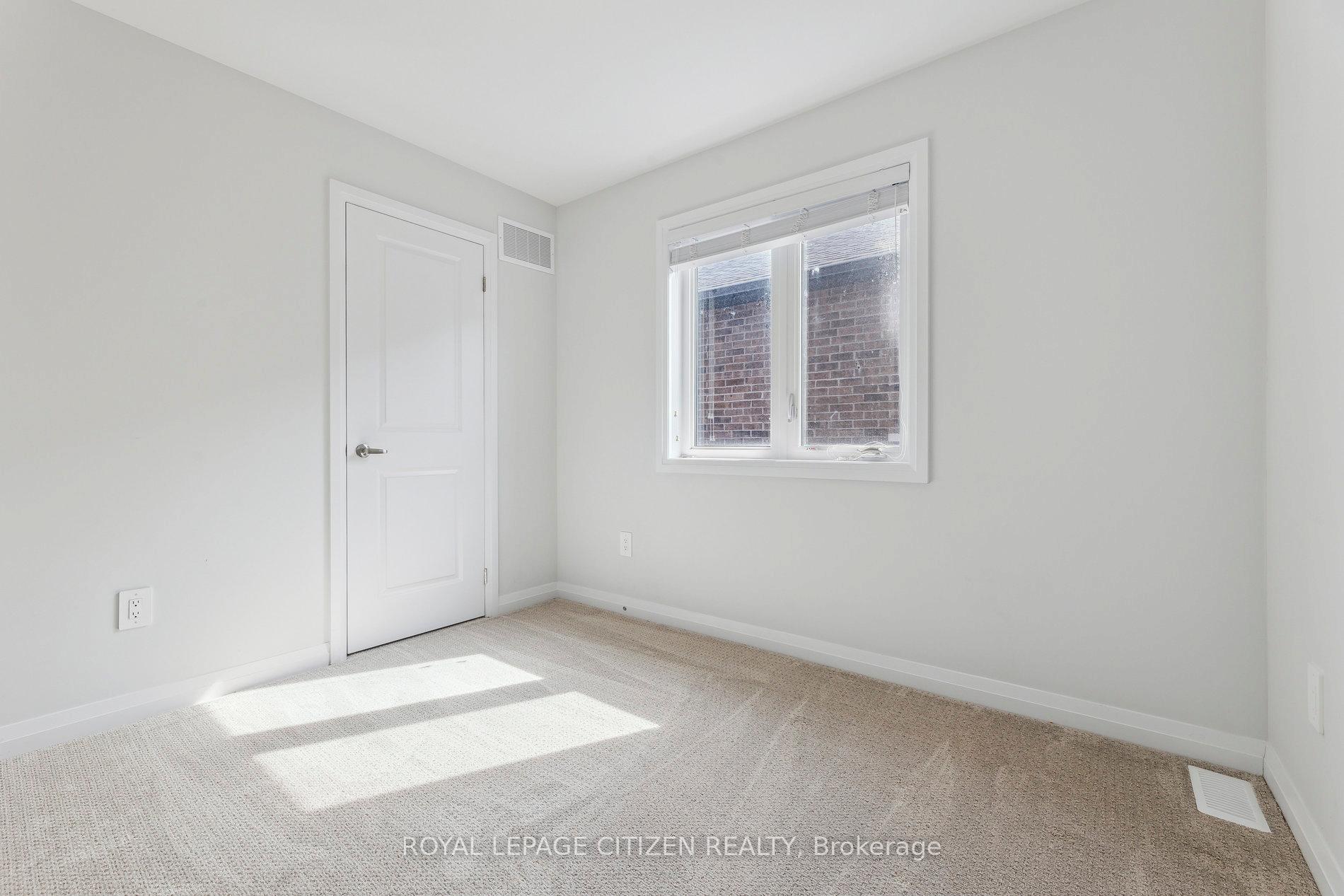 Photo 30 of 141 Corley Street, Kawartha Lakes, Lindsay — HOMEH