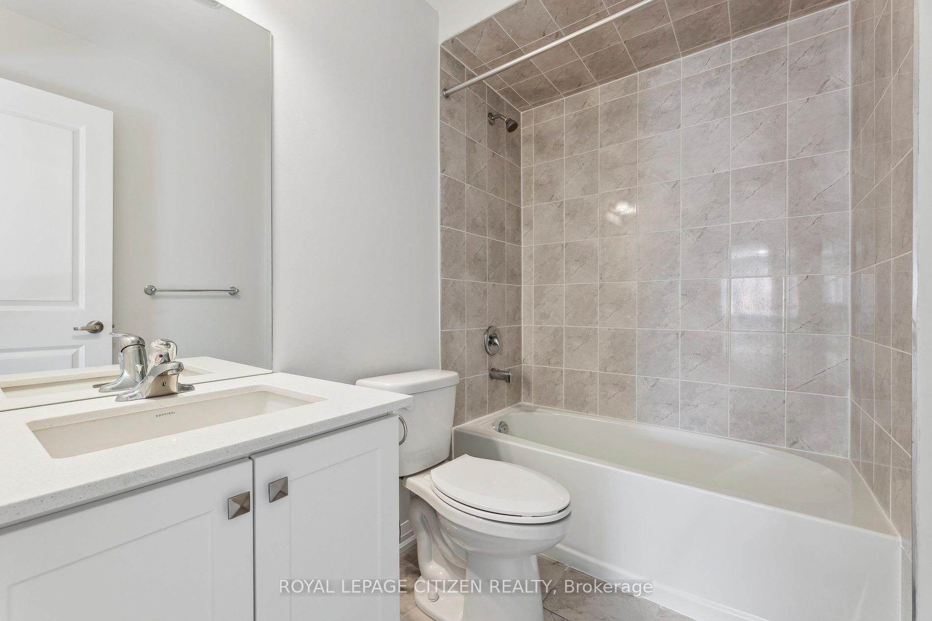 Photo 32 of 141 Corley Street, Kawartha Lakes, Lindsay — HOMEH