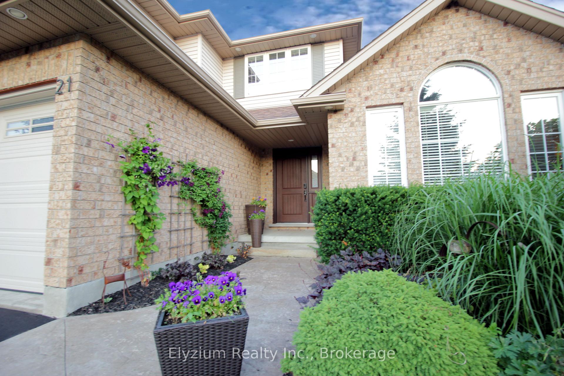 Photo 7 of 21 Creekside Drive, Guelph, Grange Road — HOMEH