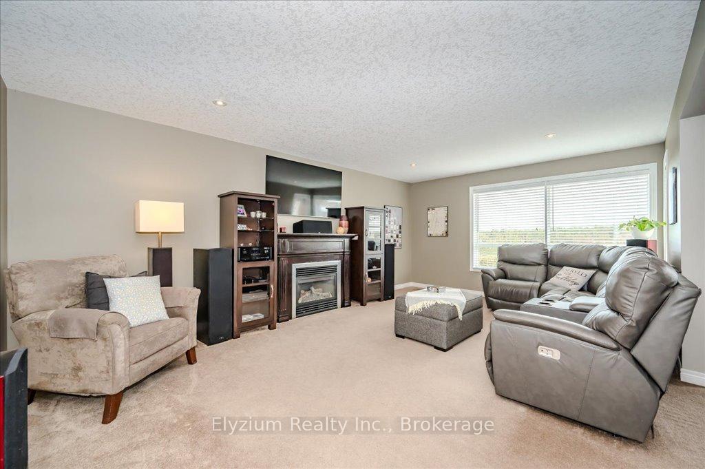 Photo 14 of 21 Creekside Drive, Guelph, Grange Road — HOMEH