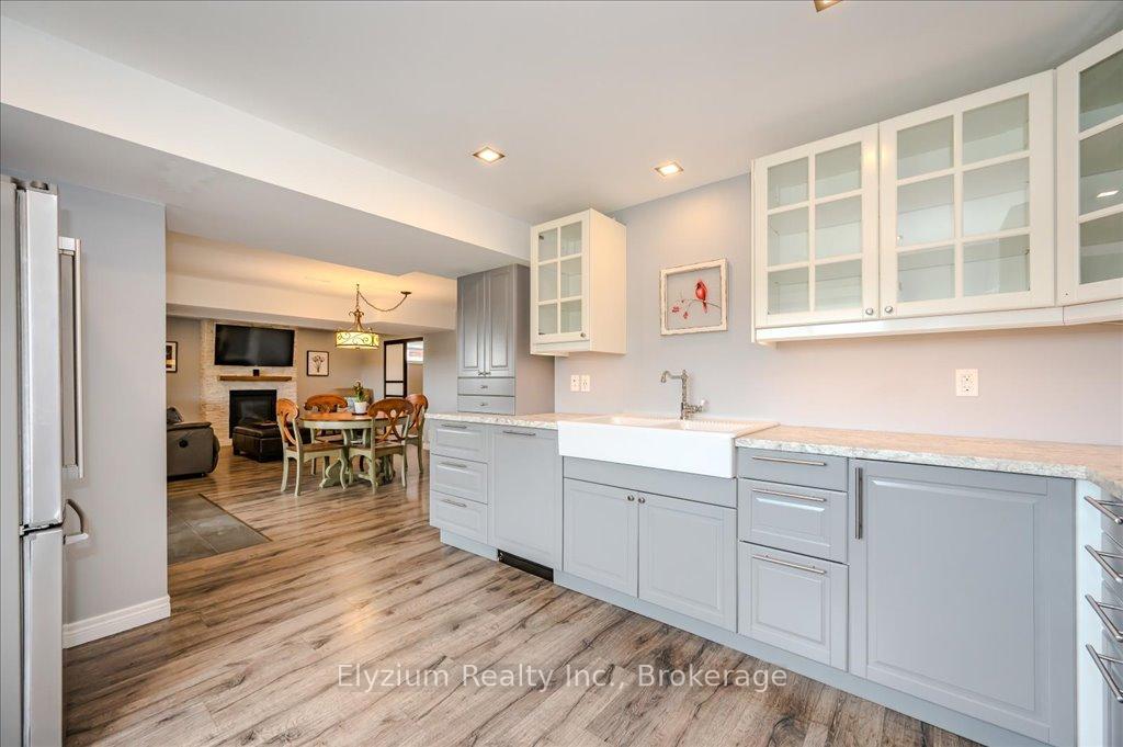 Photo 31 of 21 Creekside Drive, Guelph, Grange Road — HOMEH