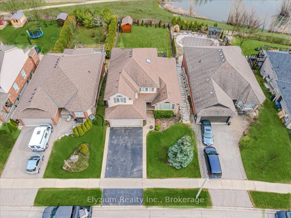 Photo 40 of 21 Creekside Drive, Guelph, Grange Road — HOMEH